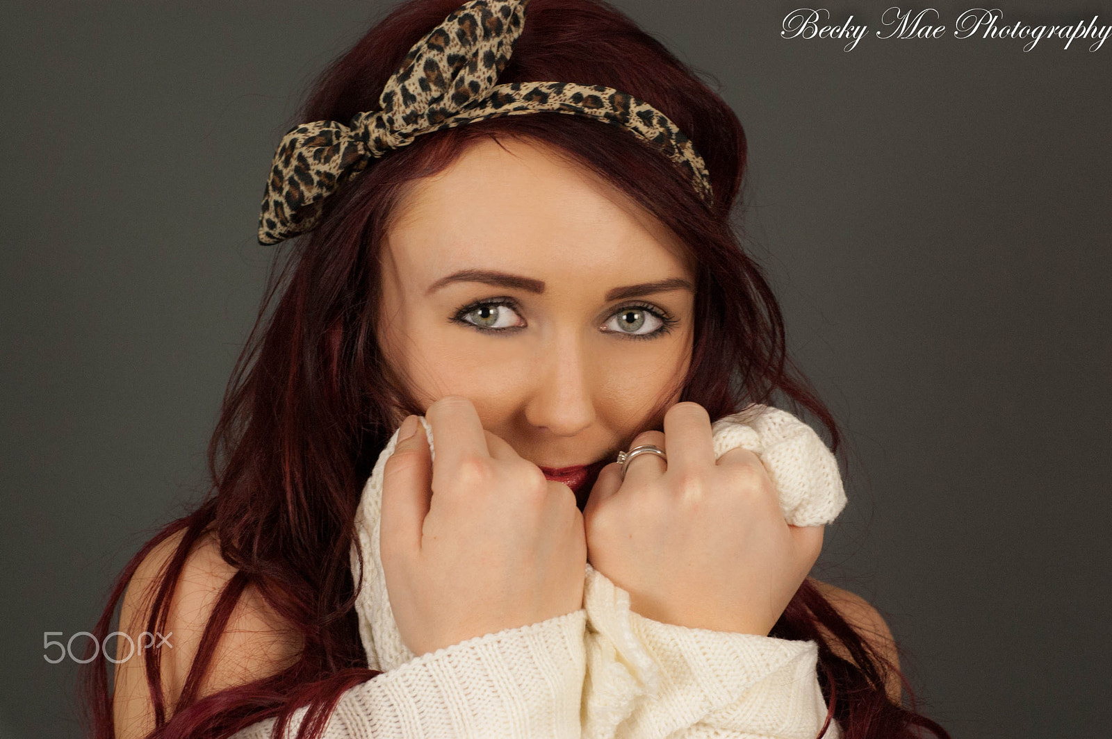 Nikon D40 + Nikon AF Nikkor 50mm F1.8D sample photo. Jumper photography