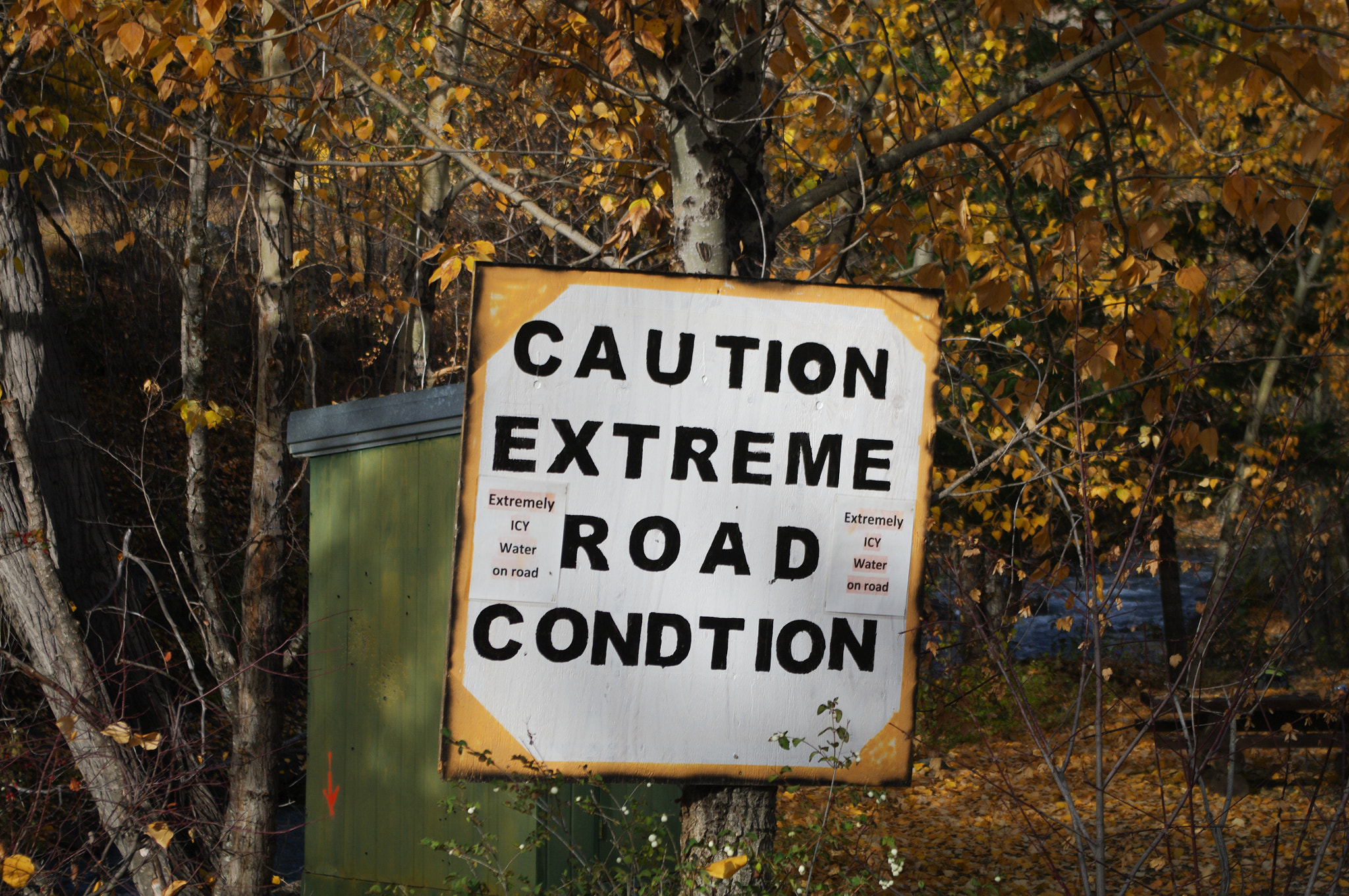 Pentax K-7 sample photo. Caution photography