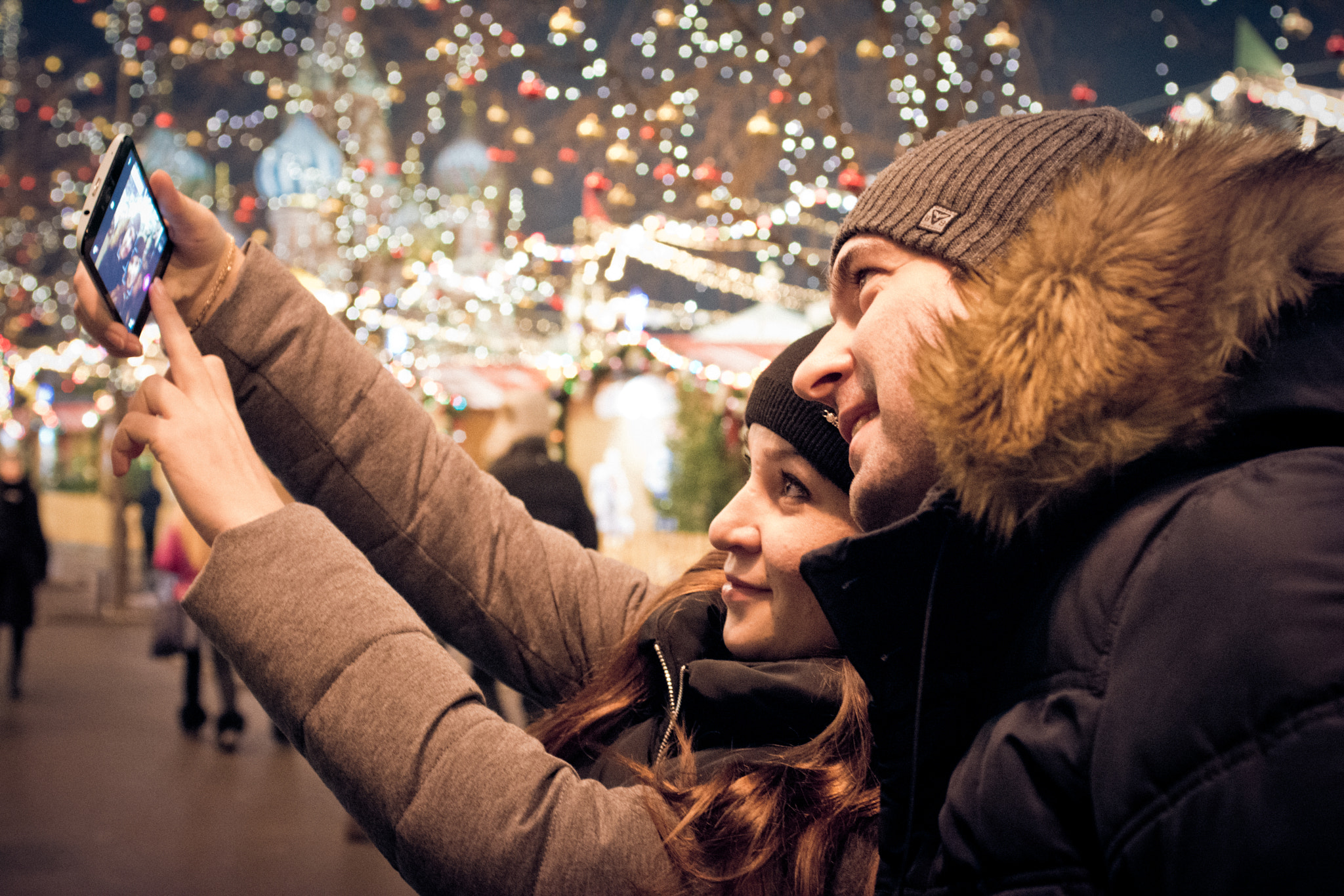 Nikon D7100 + AF Zoom-Nikkor 35-70mm f/2.8D sample photo. Moscow red square selfi photography