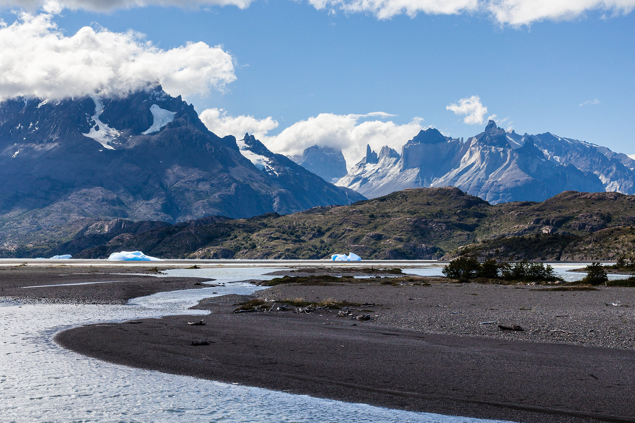 ZEISS Planar T* 50mm F1.4 sample photo. Torres del paine. photography