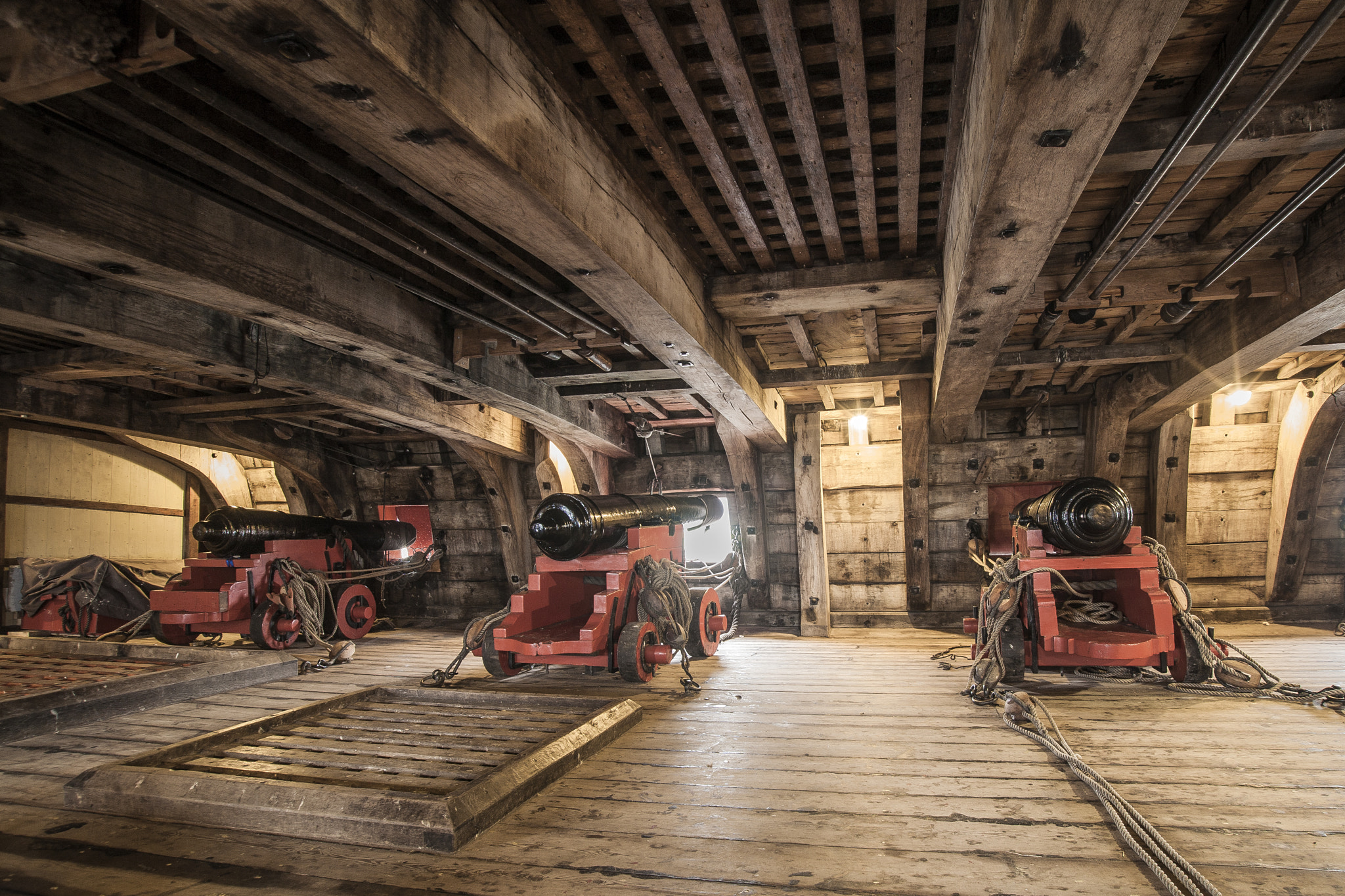 Sigma 17-35mm f/2.8-4 EX DG Aspherical HSM sample photo. Heavy artillery bataviawerf photography
