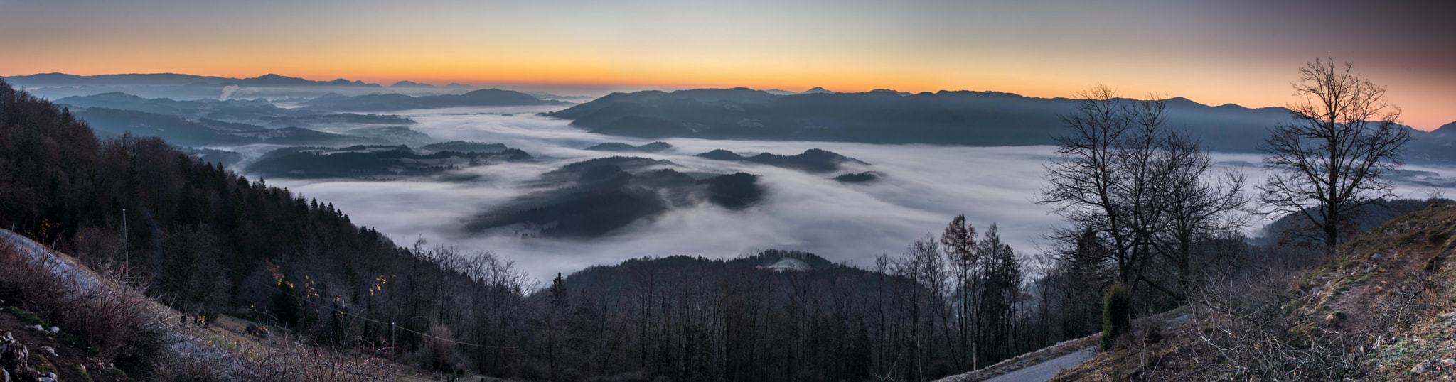 Sigma 17-35mm F2.8-4 EX DG  Aspherical HSM sample photo. Awakening photography