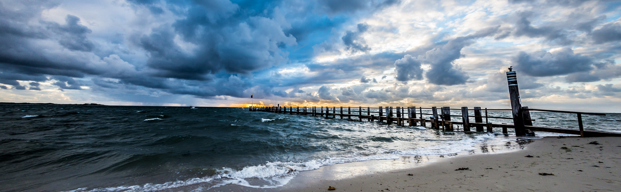 Nikon D600 + Nikon AF Fisheye-Nikkor 16mm F2.8D sample photo. Föhr beach stormy sunset photography