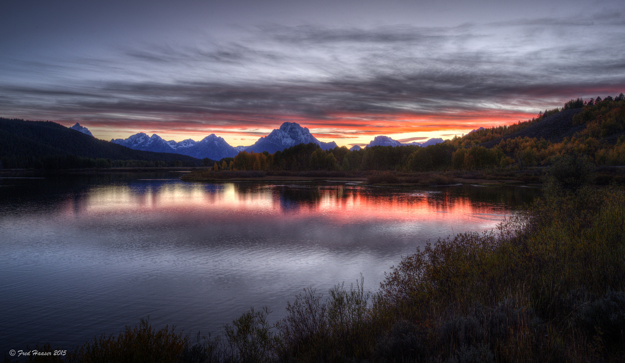 Nikon AF-S Nikkor 17-35mm F2.8D ED-IF sample photo. Oxbow sunset at grand tetons photography