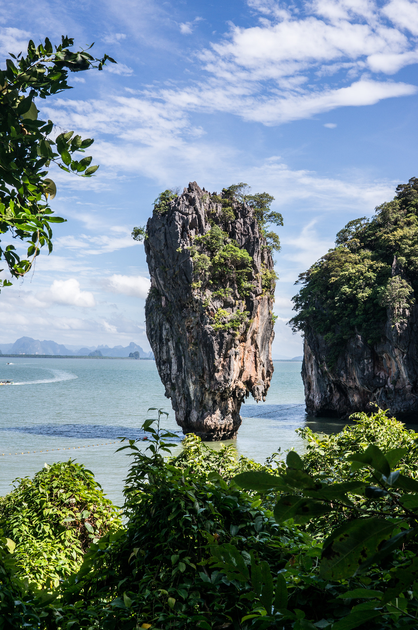 Sony Alpha NEX-6 + Minolta AF 28mm F2 sample photo. Floating rock's, khao phing kan - thailand photography