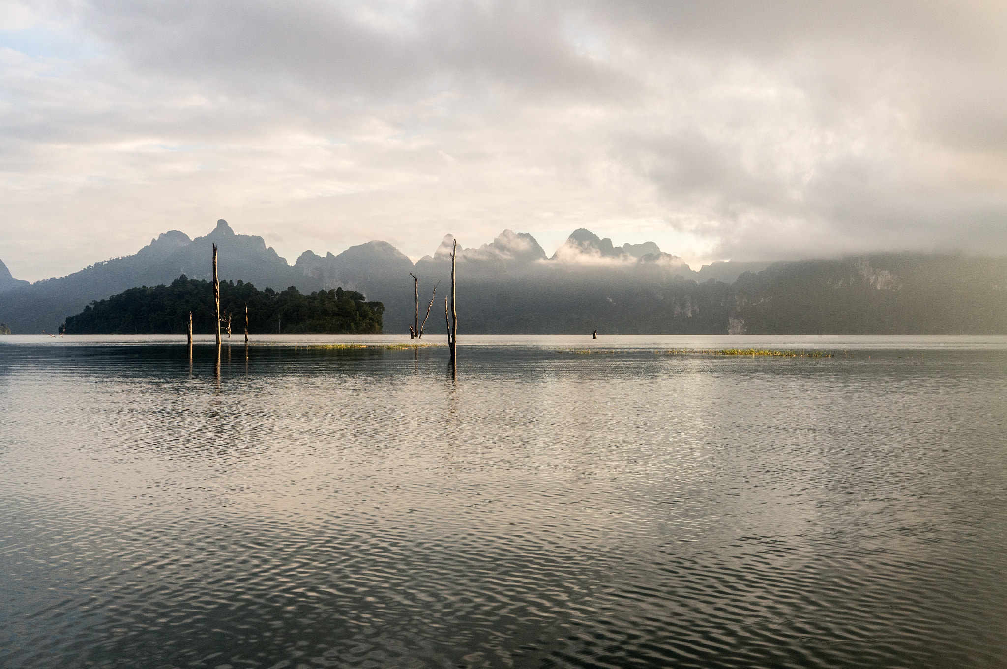 Sony Alpha NEX-6 + Minolta AF 28mm F2 sample photo. One magical morning on khao sok lake, thailand photography