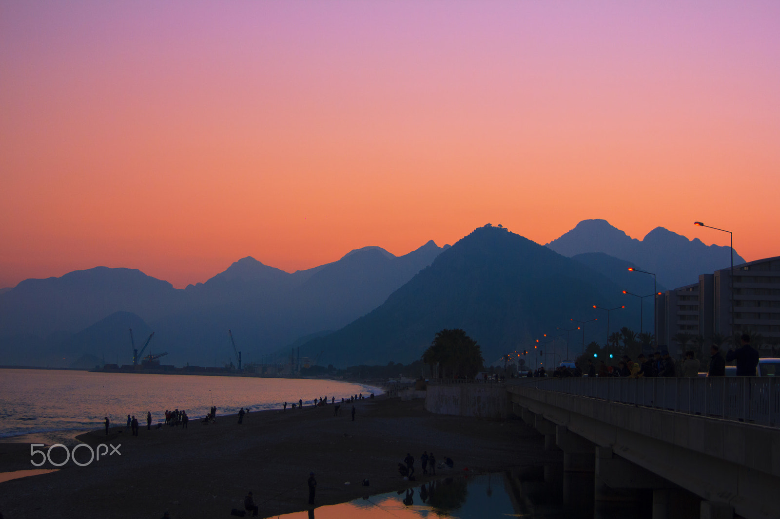 Canon EF 35-105mm f/4.5-5.6 USM sample photo. Sunset behind the hills photography