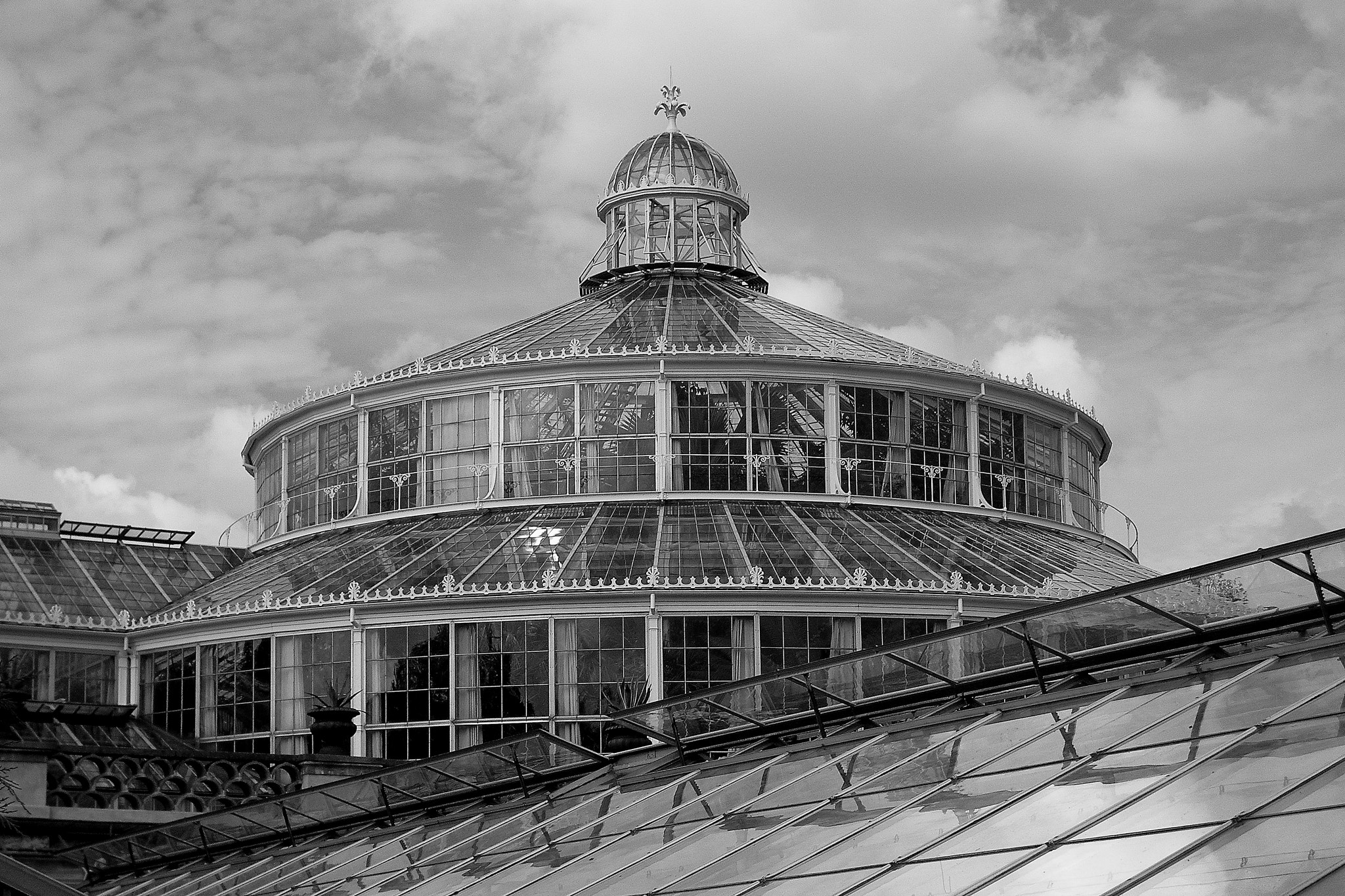 Kodak EASYSHARE M420 DIGITAL CAMERA sample photo. The greenhouse tower photography
