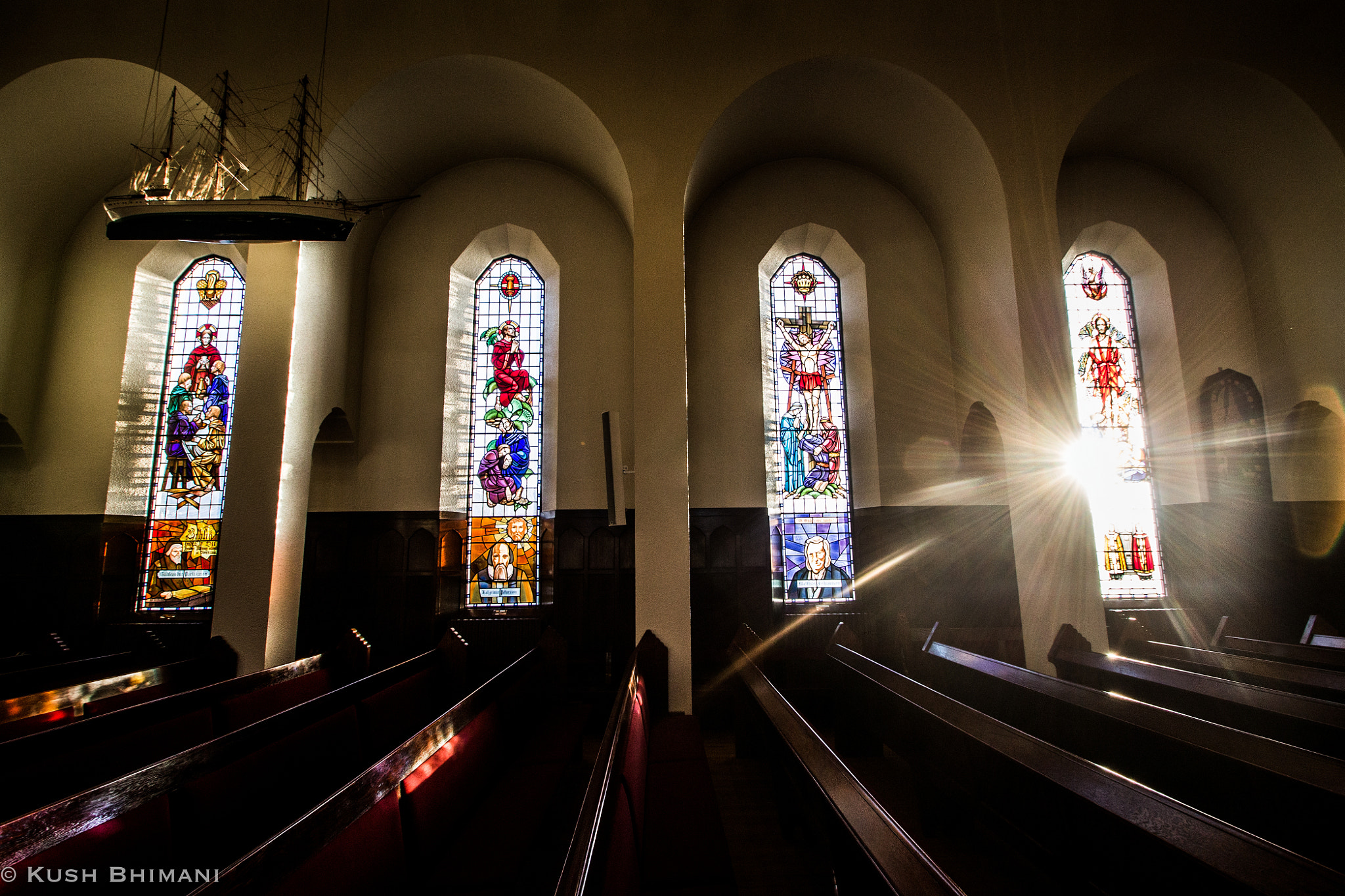 Sigma 10-20mm F3.5 EX DC HSM sample photo. Akureyrarkirkja photography
