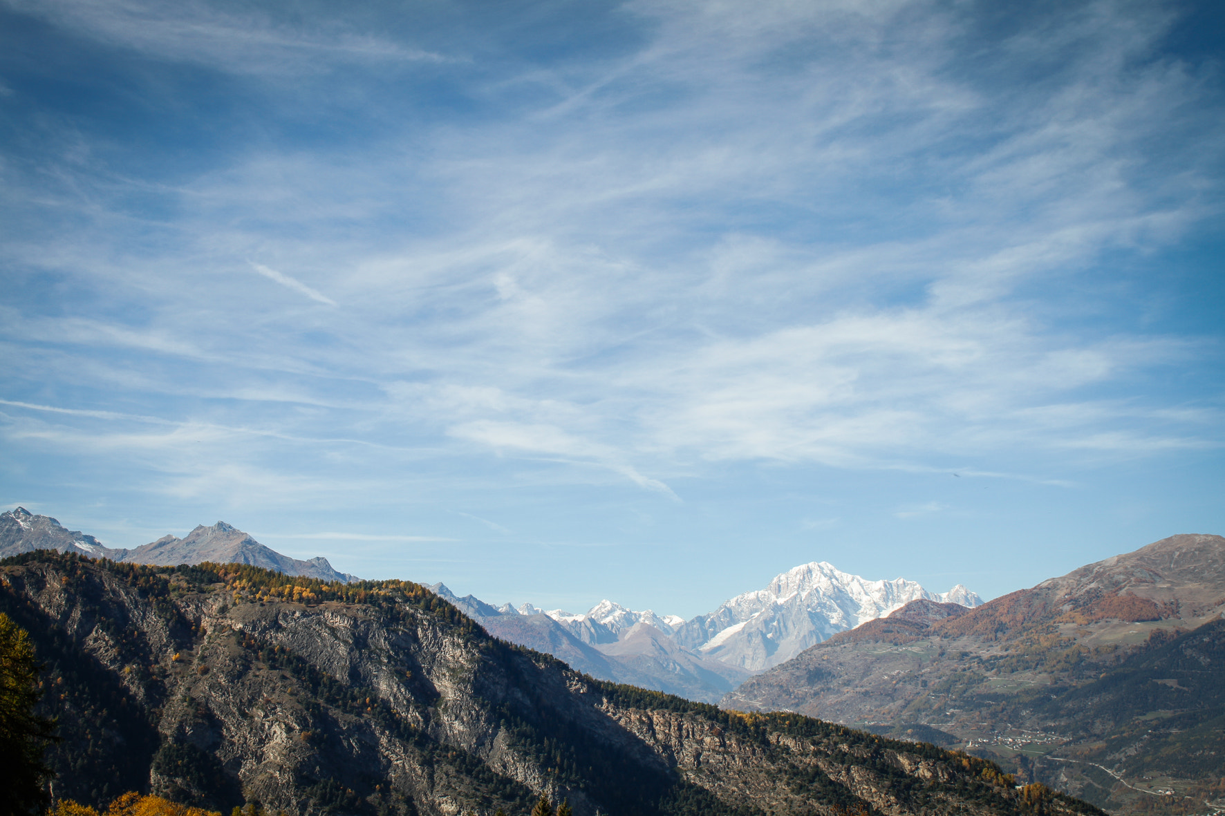 Canon EOS 7D + Canon EF 24mm F2.8 IS USM sample photo. Mont blanc from ozein.jpg photography