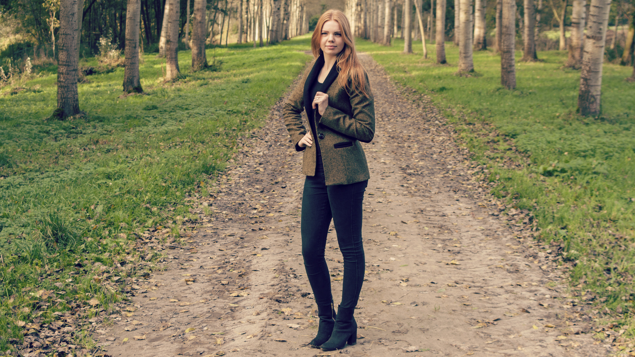 Canon EF 38-76mm f/4.5-5.6 sample photo. Autumn beauty photography