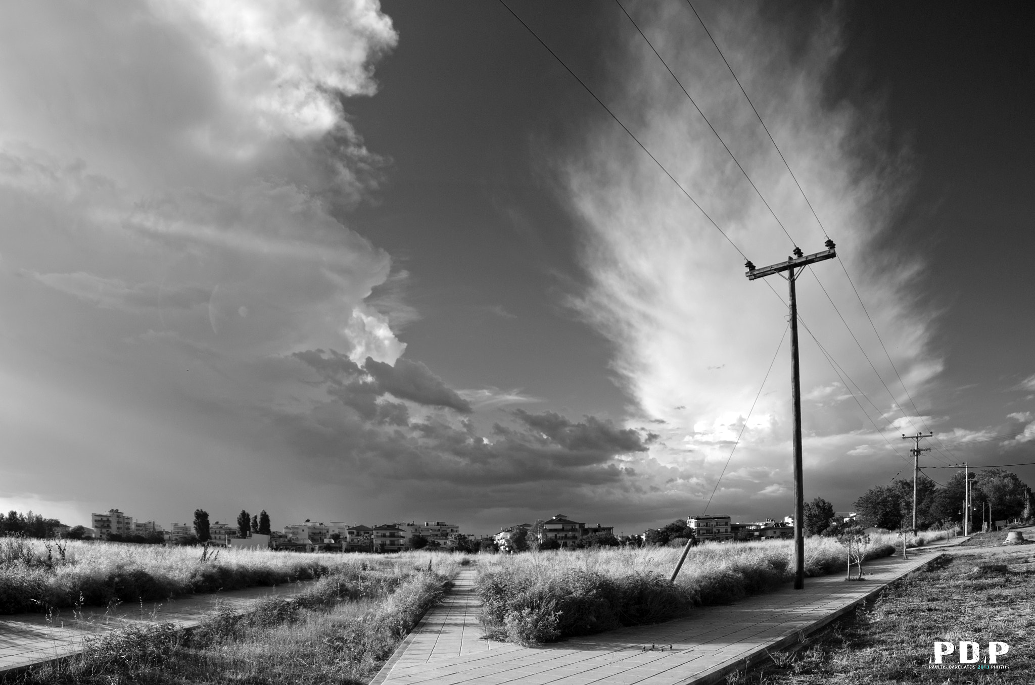 Sigma 12-24mm F4.5-5.6 EX DG Aspherical HSM sample photo. The three ways... photography