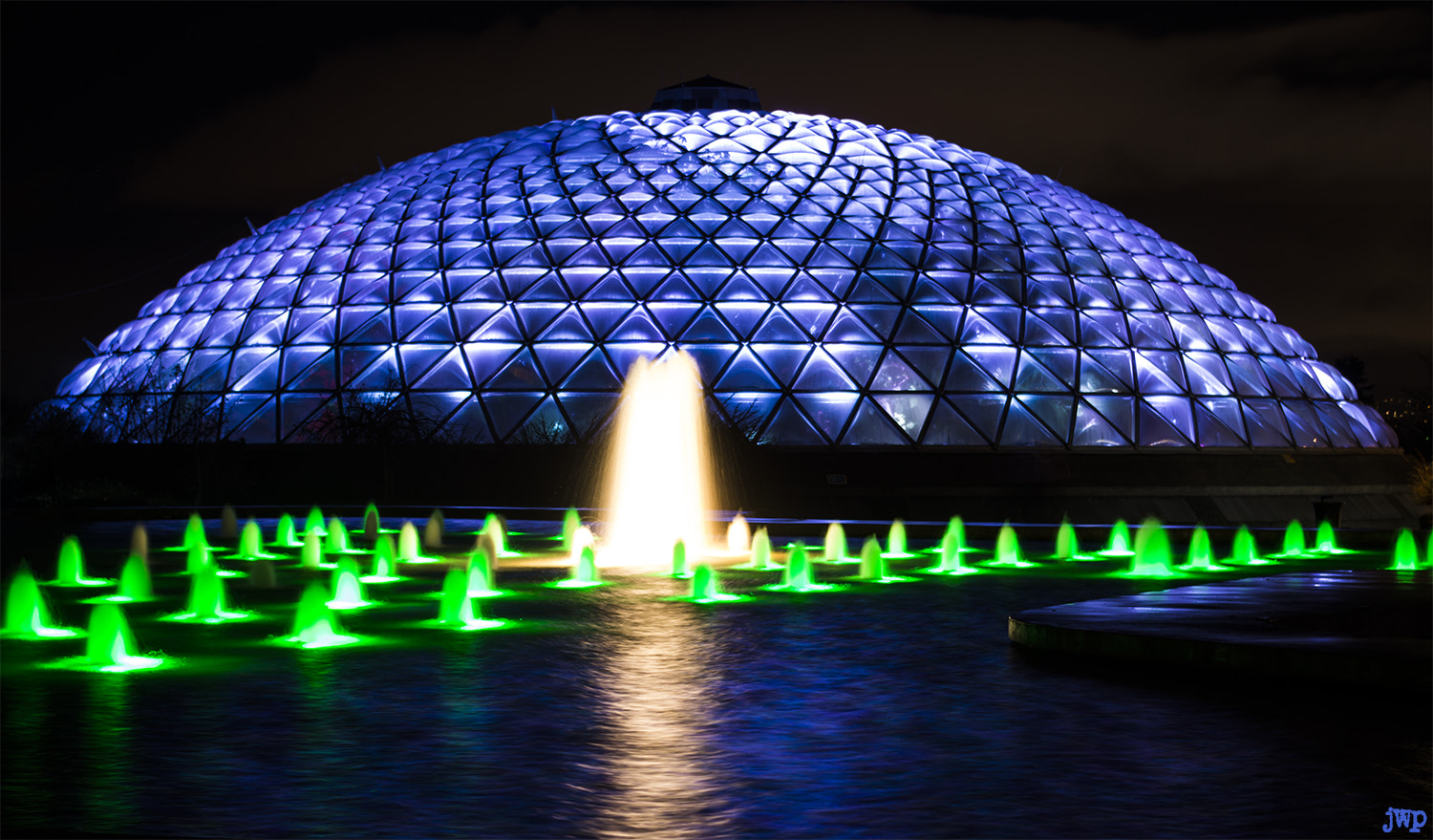 Pentax smc DA 18-55mm F3.5-5.6 AL sample photo. Bloedel floral conservatory photography