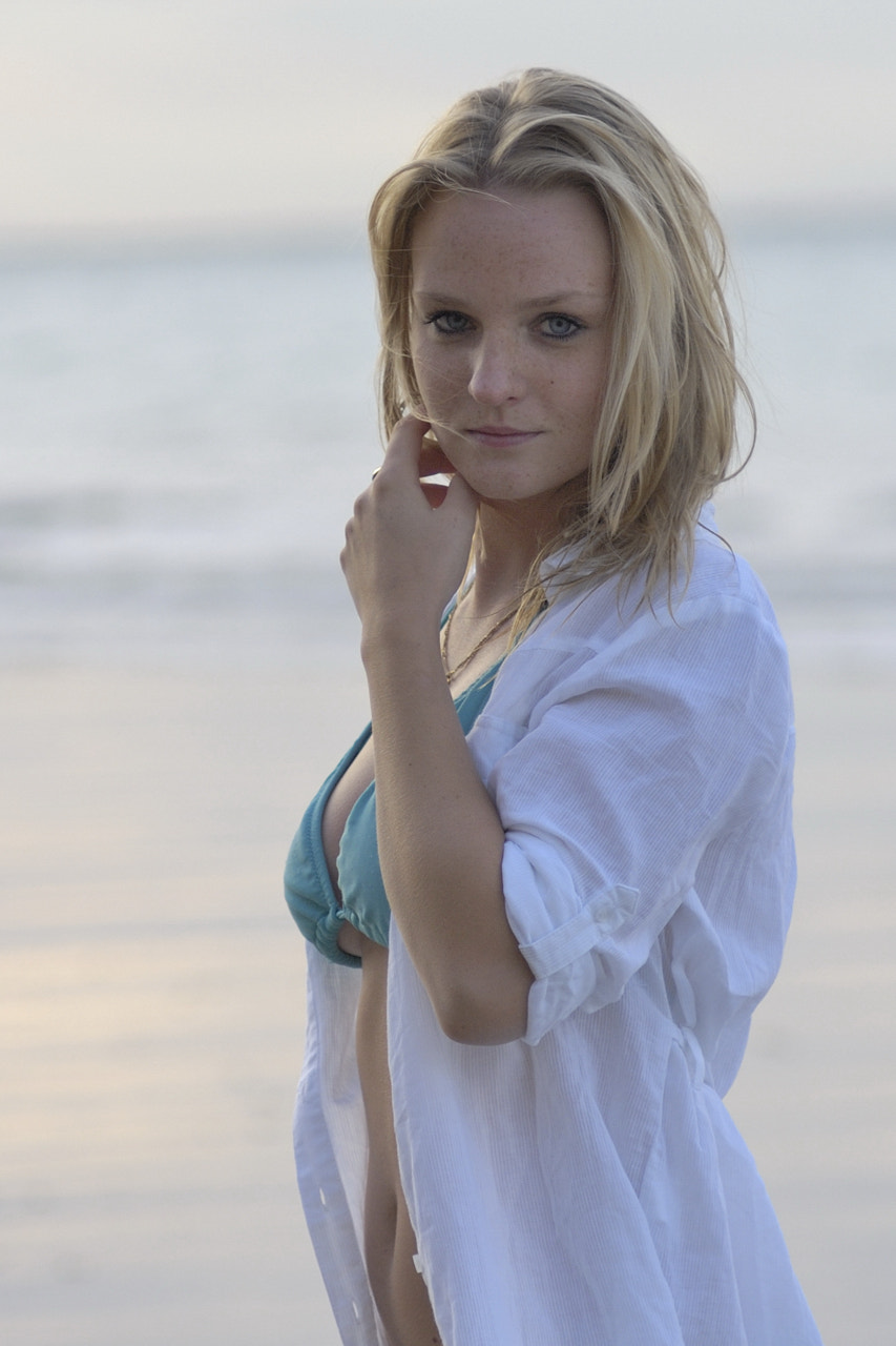 Nikon D2Xs sample photo. M'observe tu ? photography