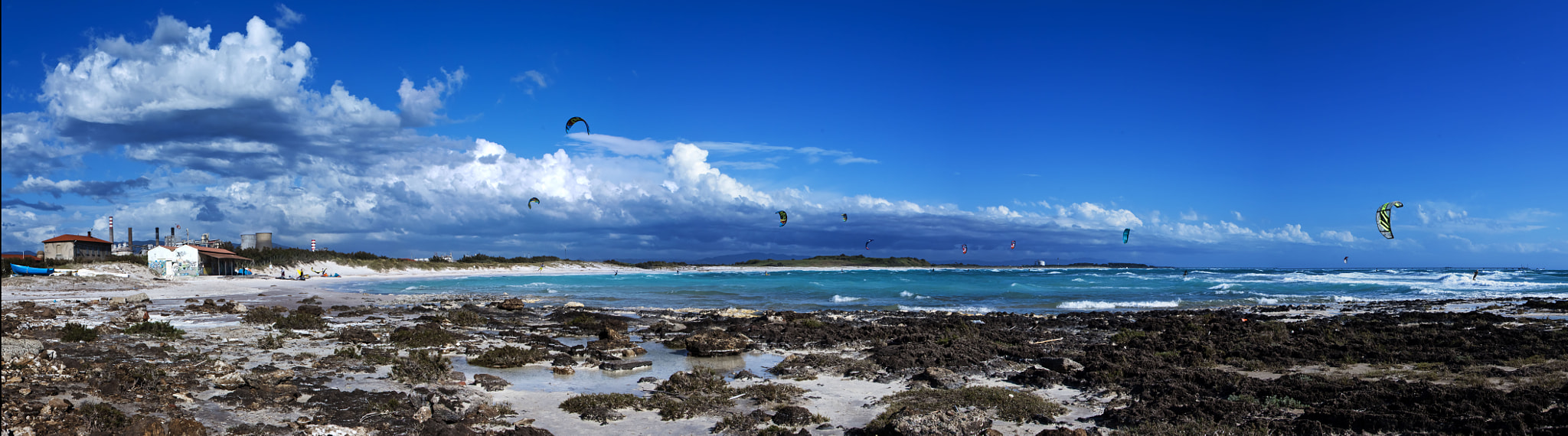 Canon EOS 500D (EOS Rebel T1i / EOS Kiss X3) + Sigma 18-125mm F3.8-5.6 DC OS HSM sample photo. Kite surf - panoramic view photography