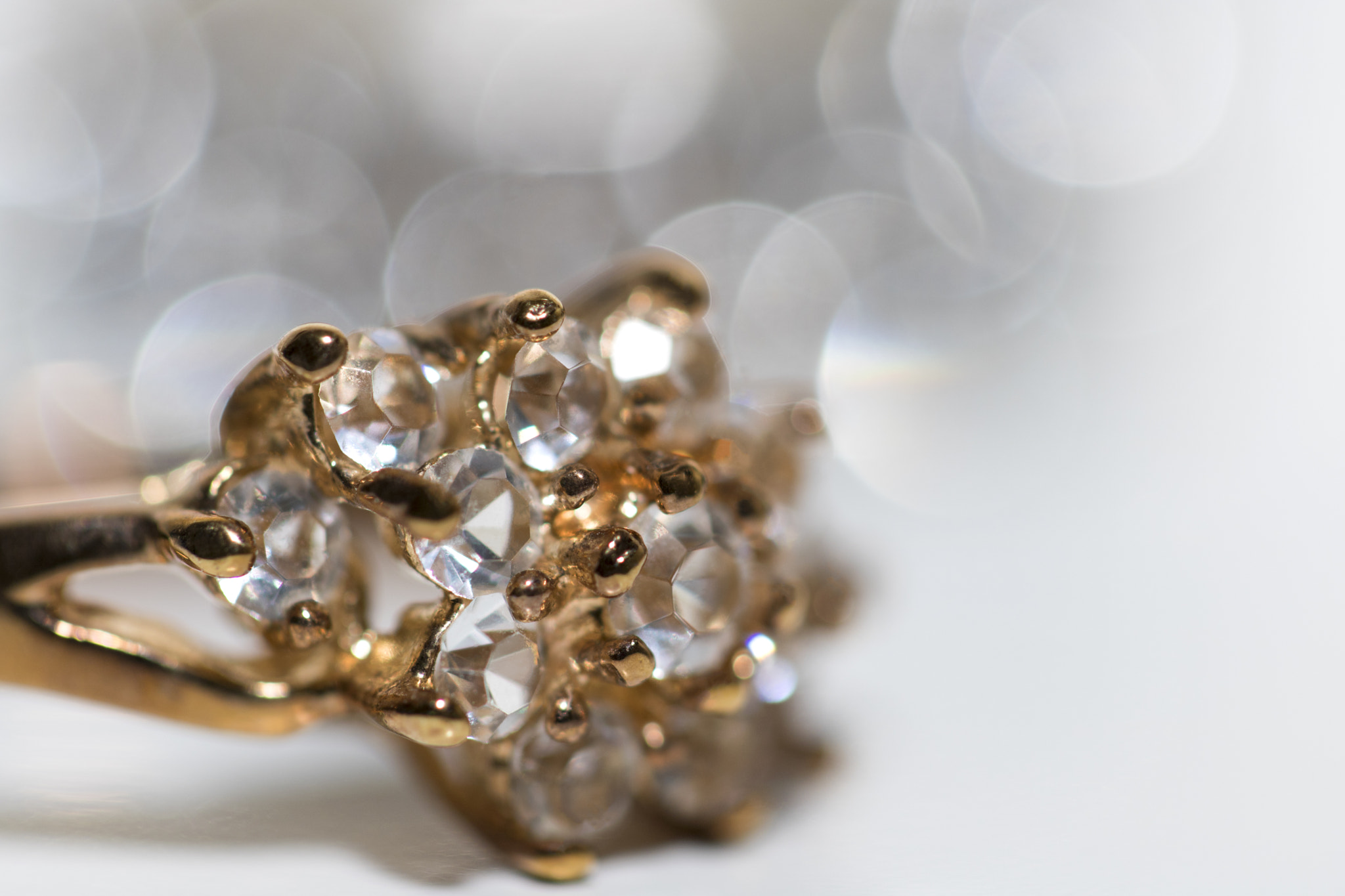 Canon EOS 750D (EOS Rebel T6i / EOS Kiss X8i) sample photo. Rings photography