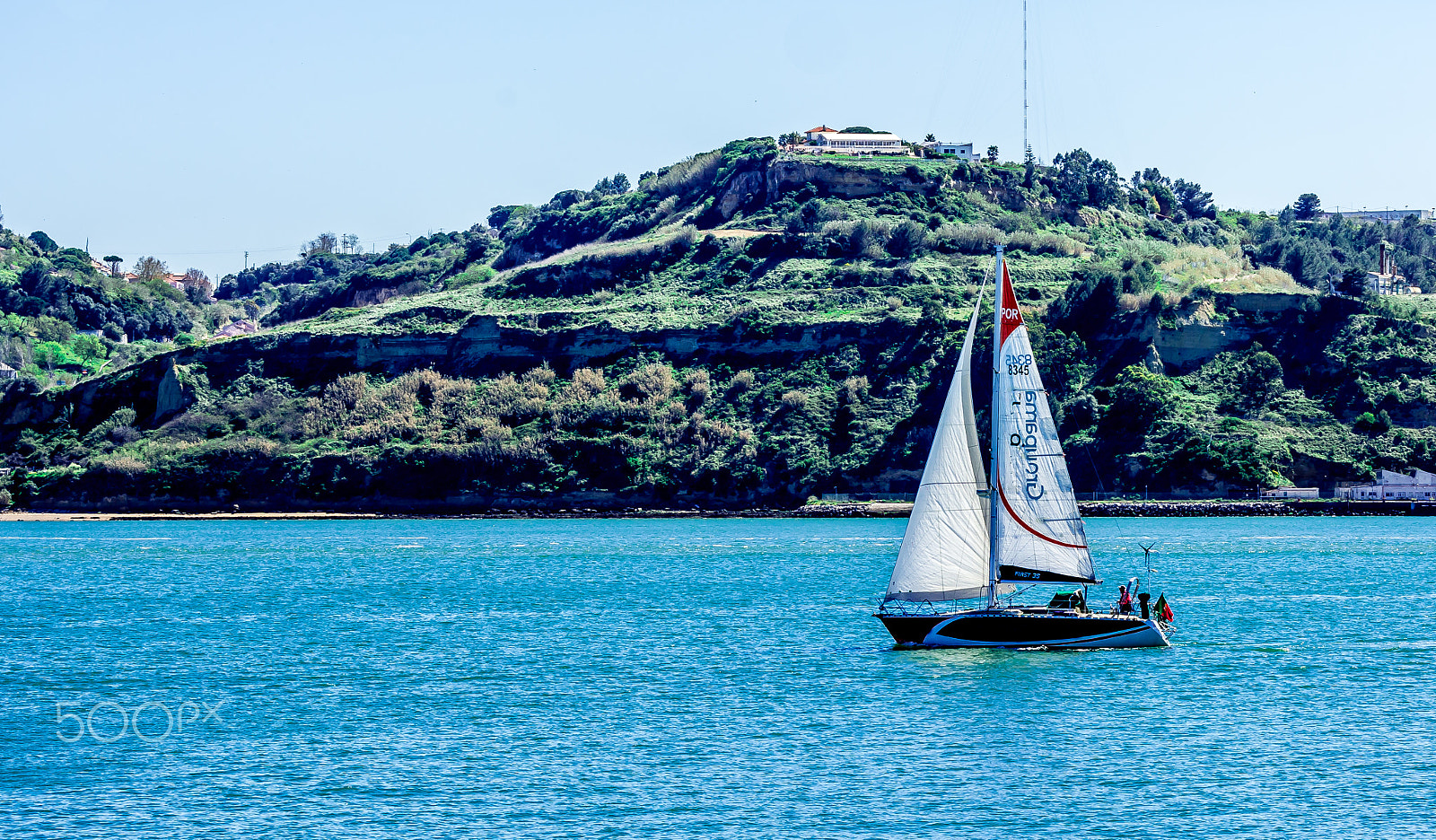 AF Zoom-Nikkor 28-80mm f/3.3-5.6G sample photo. Lisbon tagus river and a boat photography