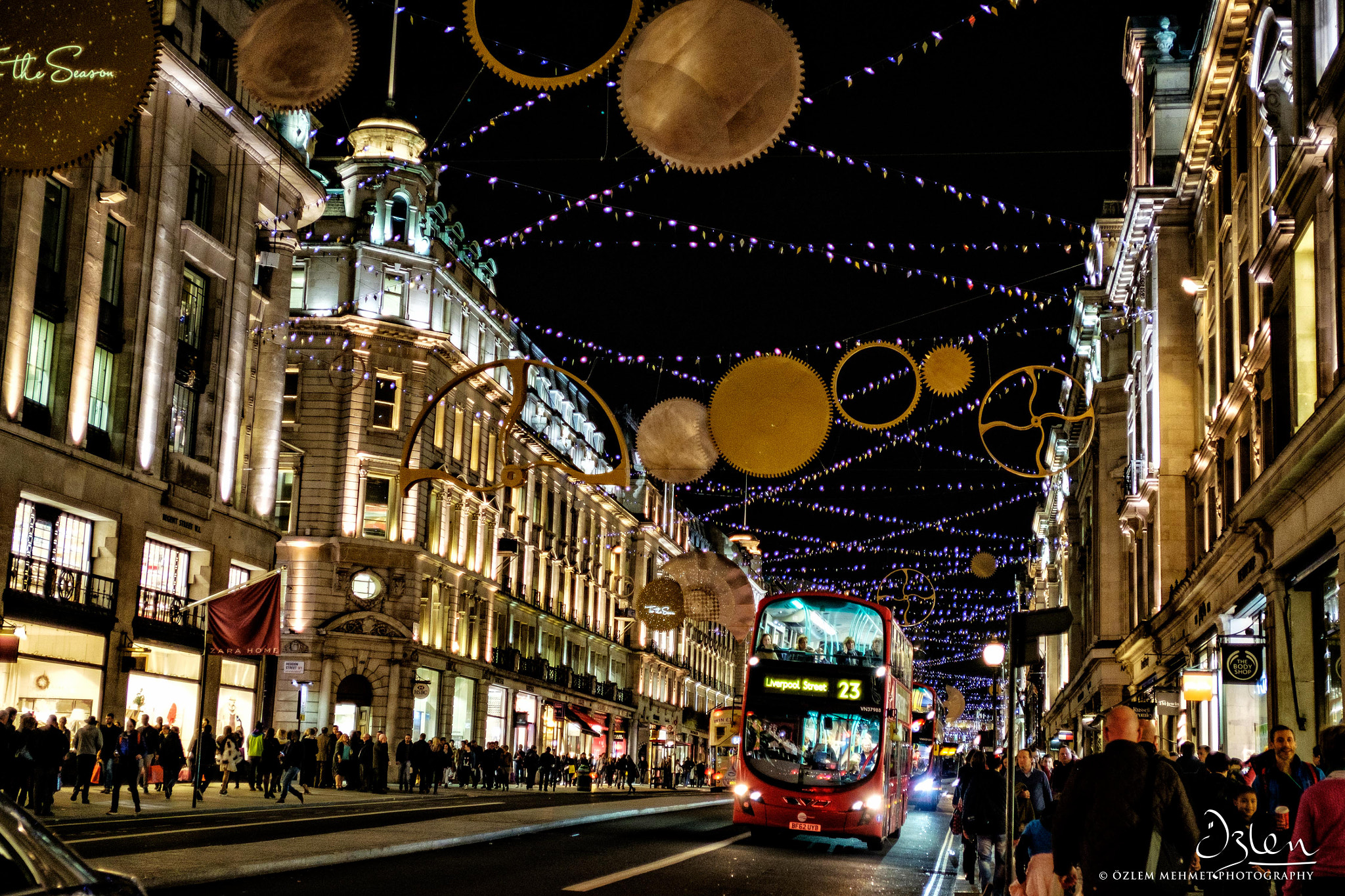 ZEISS Touit 32mm F1.8 sample photo. London lights. photography
