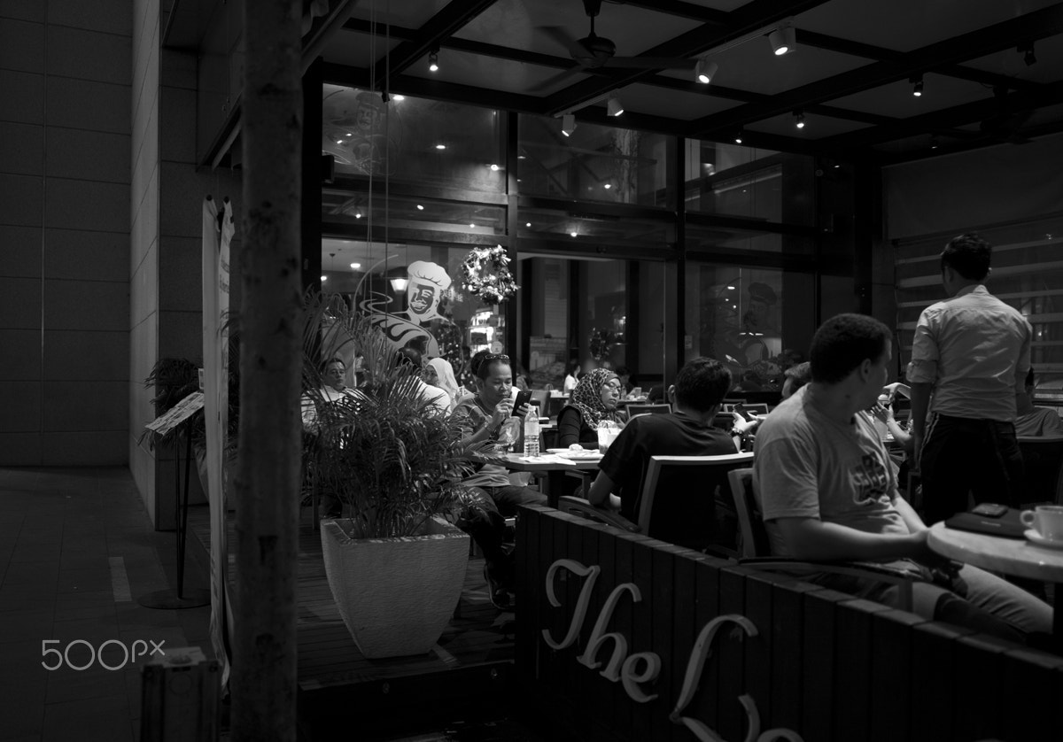 Summicron-M 1:2/28 ASPH. sample photo. Pavillion cafe photography