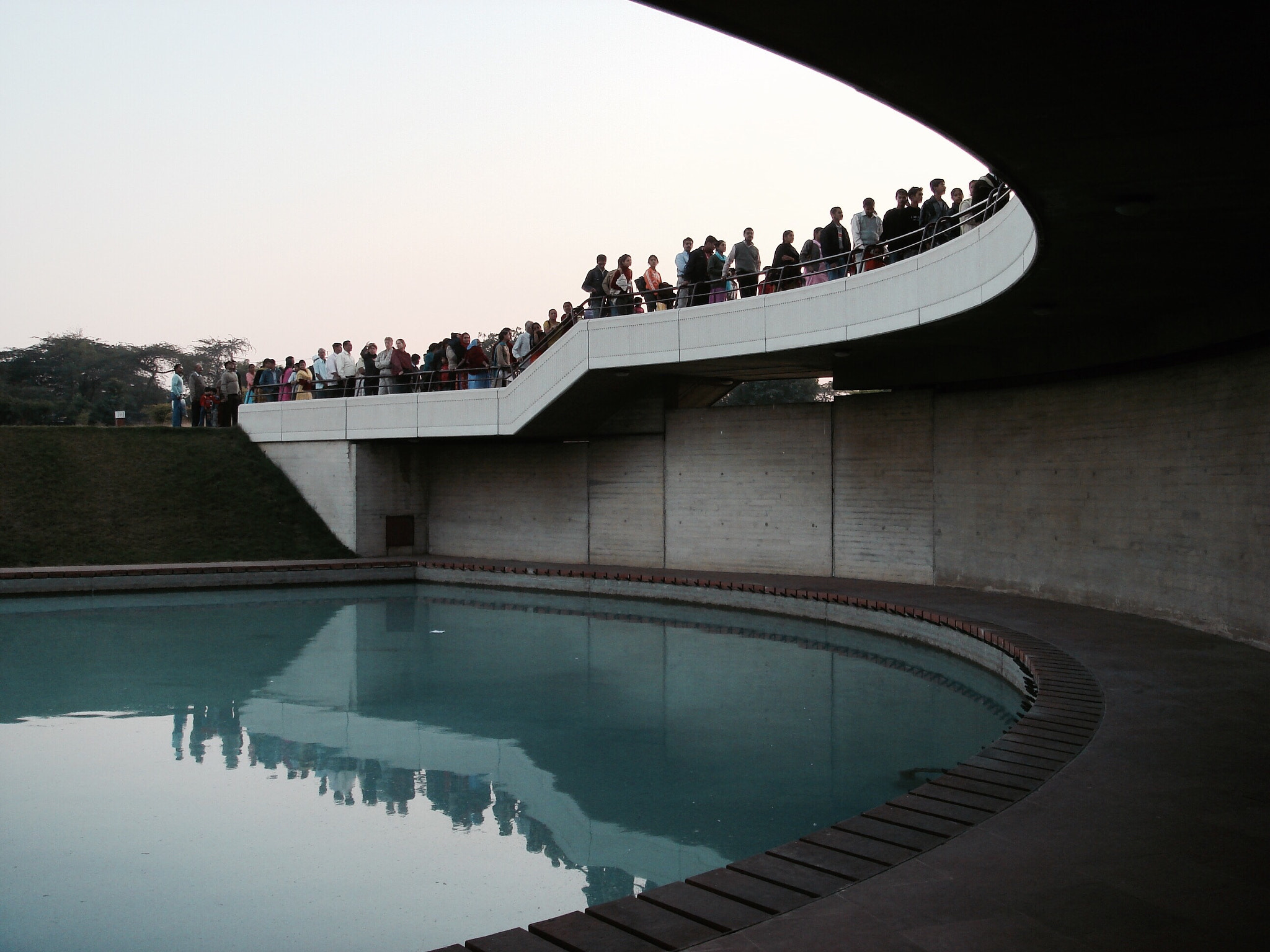 Sony DSC-T30 sample photo. The lotus temple, new dehli, india photography