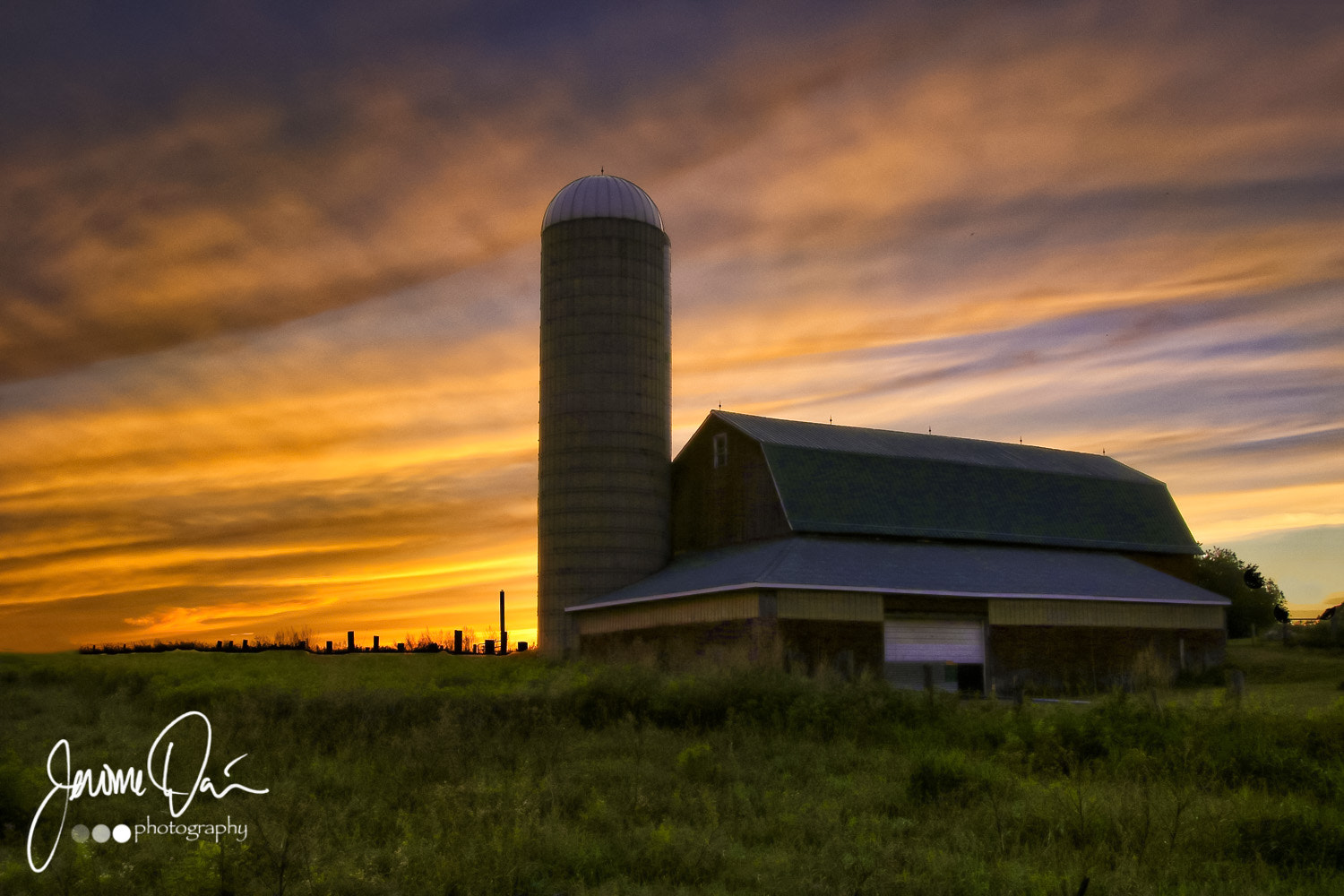 Sigma 24-105mm f/4 DG OS HSM | A sample photo. Sunset in penfield photography