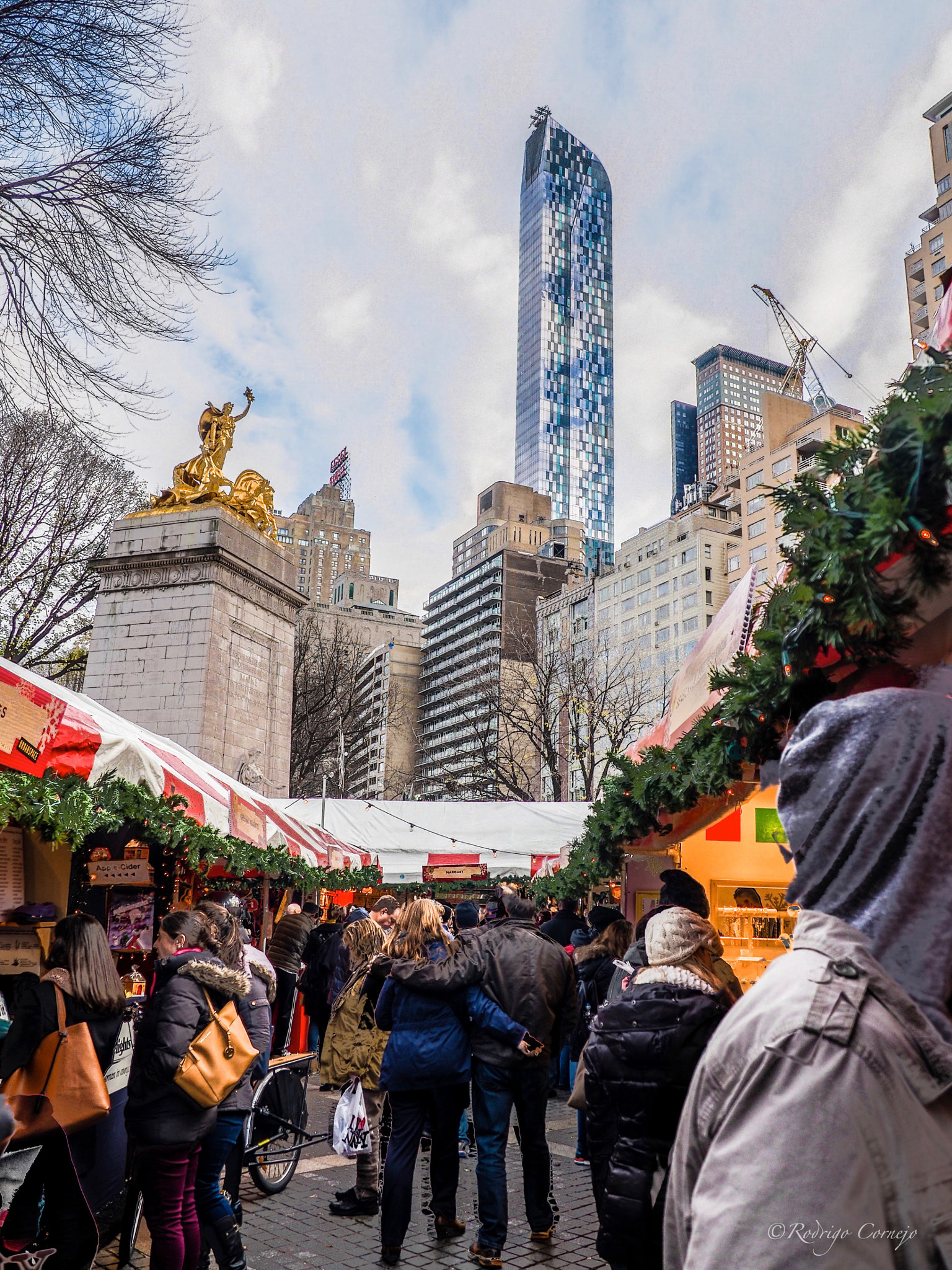 Olympus M.Zuiko Digital 14-42mm F3.5-5.6 II R sample photo. Fair at columbus circle manhattan ny photography