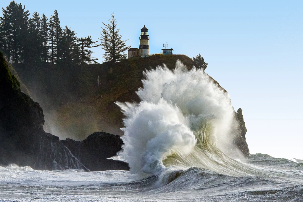 Cape Disappointment at High Tide by Alan Lawrence / 500px
