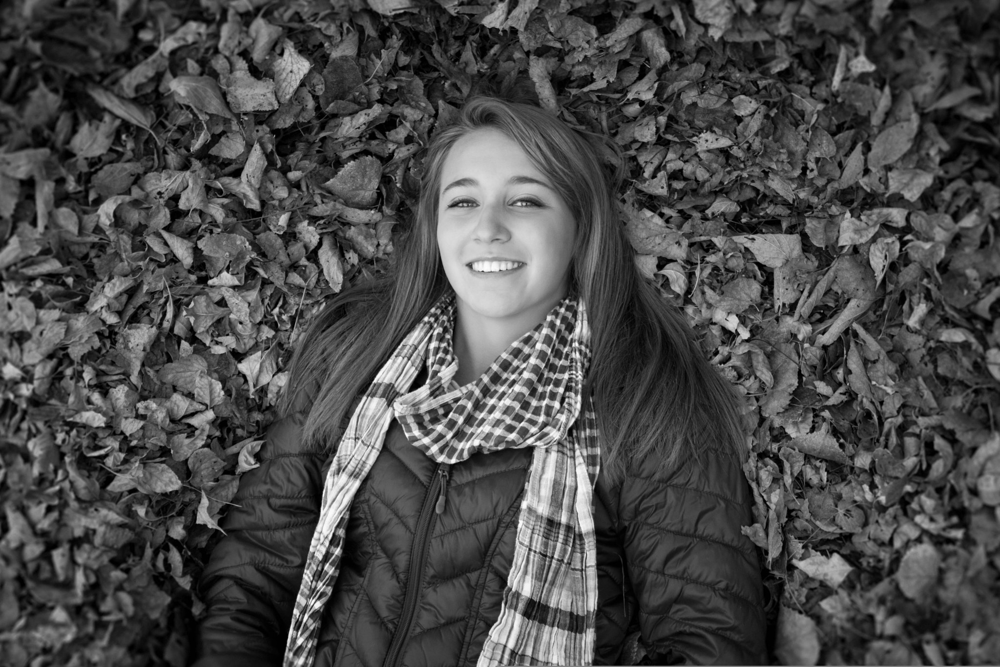 Canon EOS 760D (EOS Rebel T6s / EOS 8000D) sample photo. Laying in the leaves photography