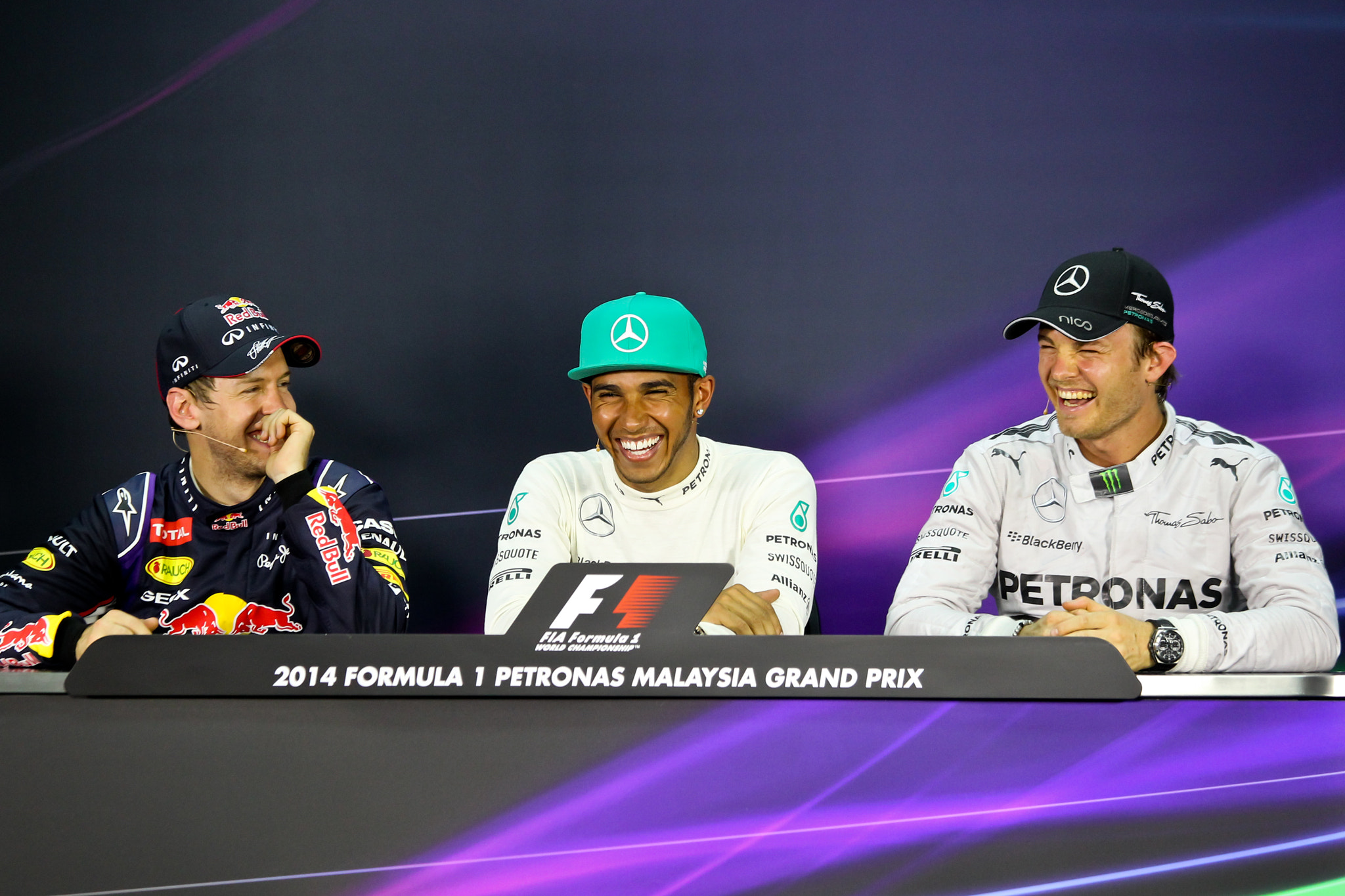 Canon EOS-1D Mark IV sample photo. Formula 1 petronas malaysia grand prix photography