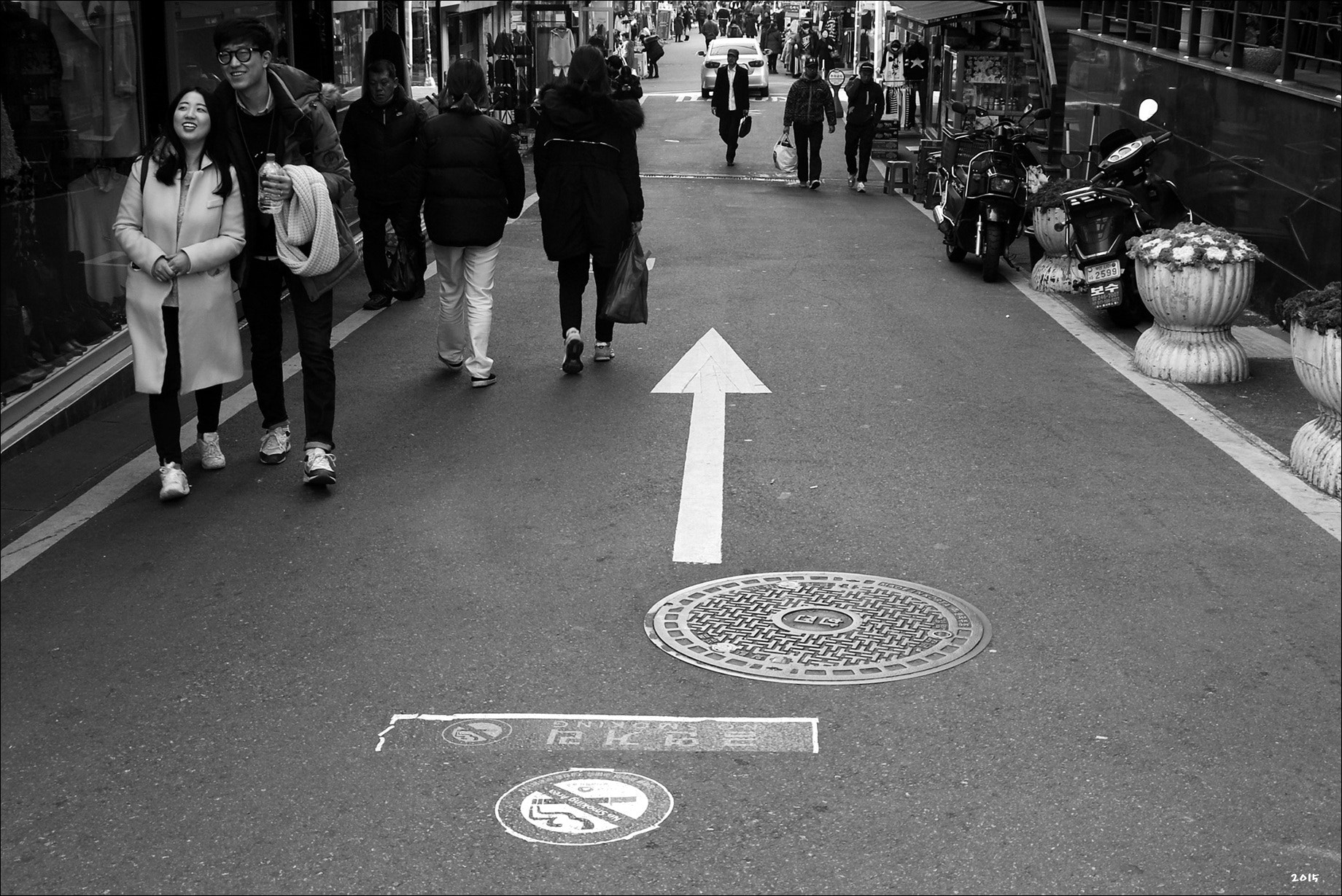 Pentax *ist DL sample photo. No smoking zone photography