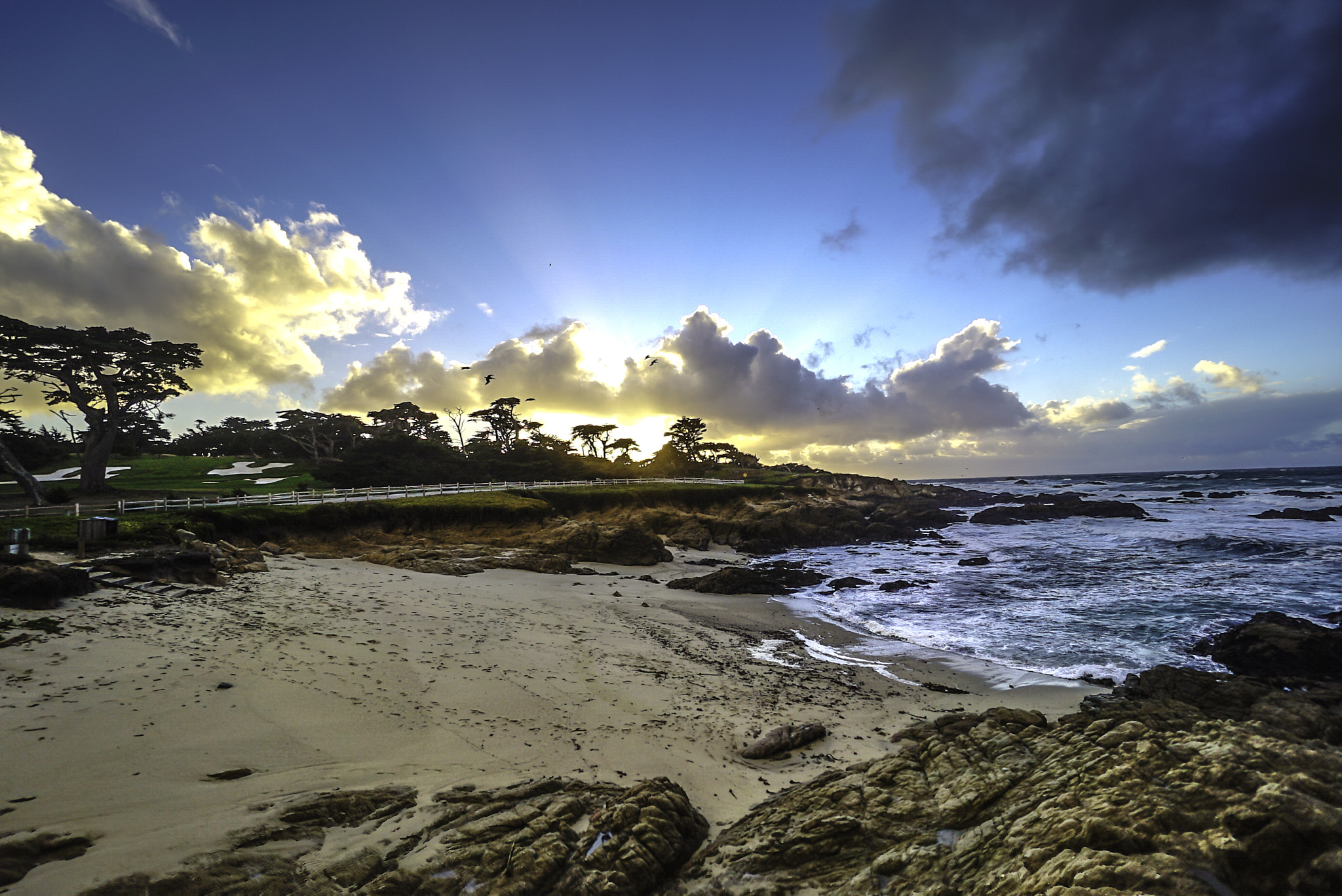 Sony a7S + Sony E 10-18mm F4 OSS sample photo. Pebble beach photography