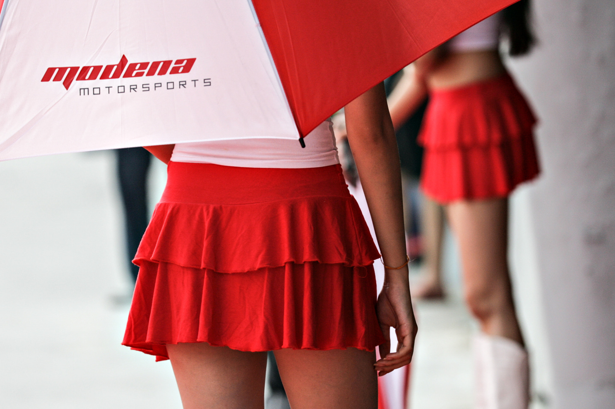 Canon EOS-1D Mark II N sample photo. Grid girls photography