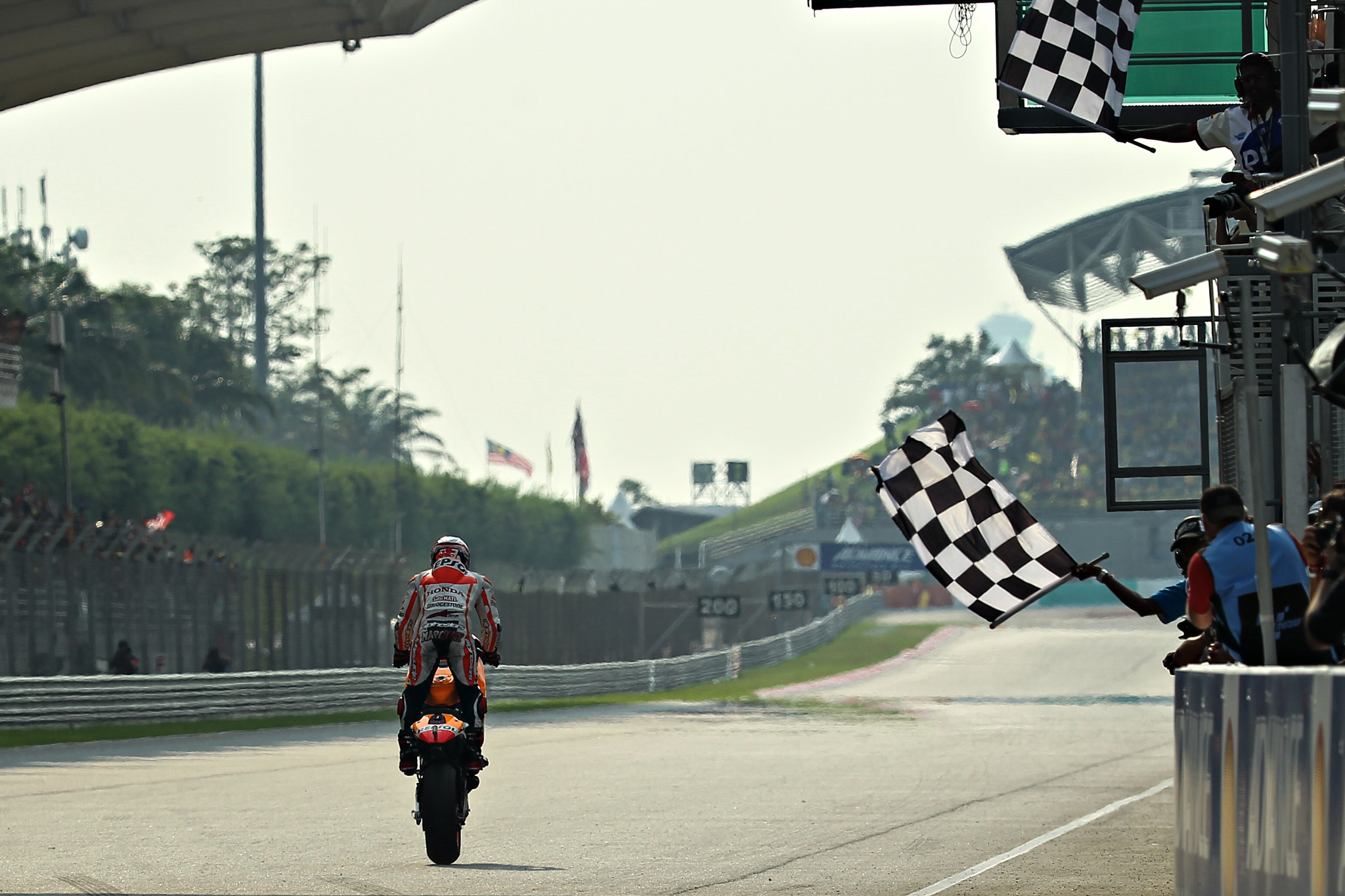 Canon EF 200-400mm F4L IS USM Extender 1.4x sample photo. Marc marquez photography