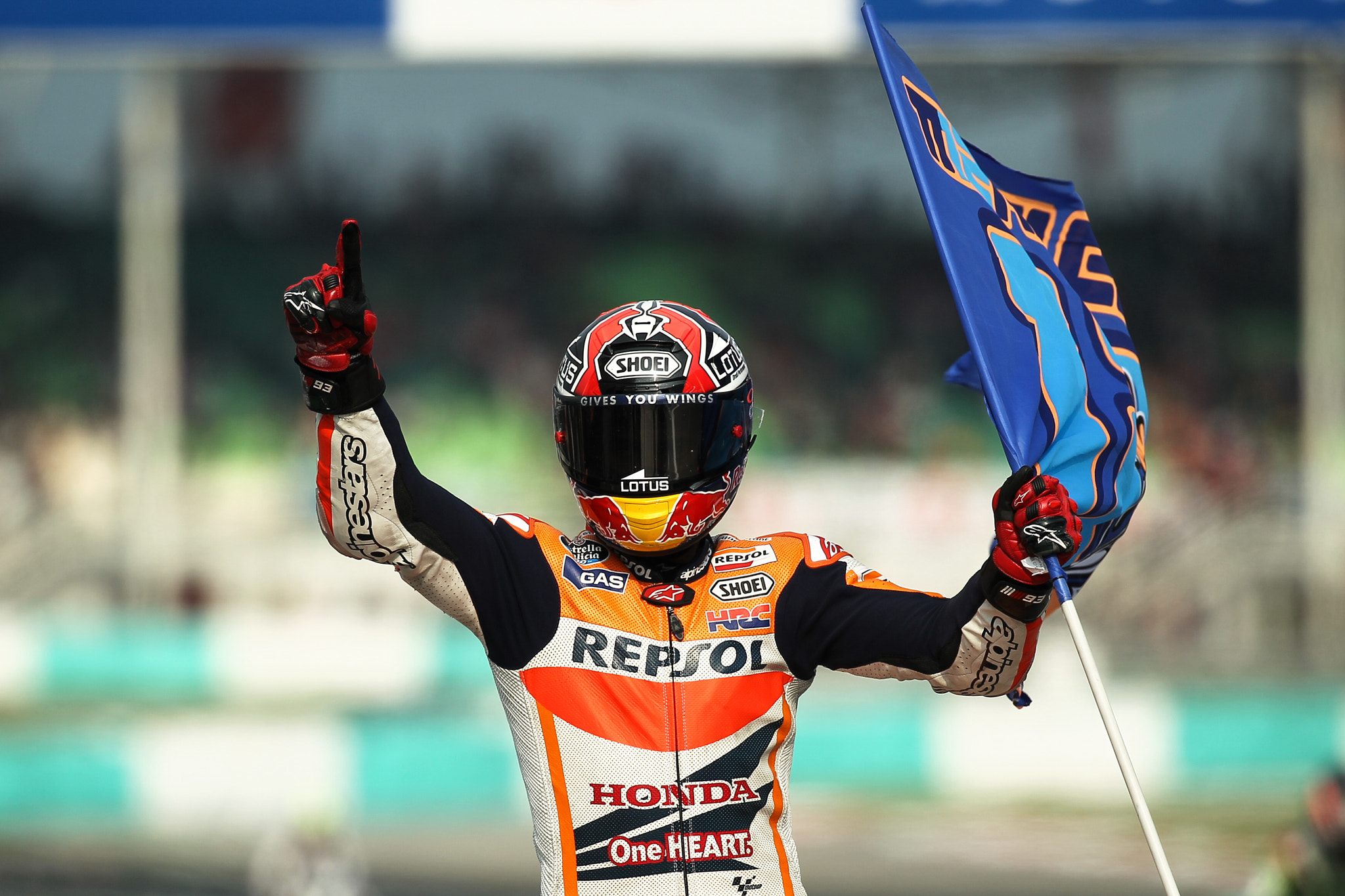 Canon EF 200-400mm F4L IS USM Extender 1.4x sample photo. Marc marquez photography