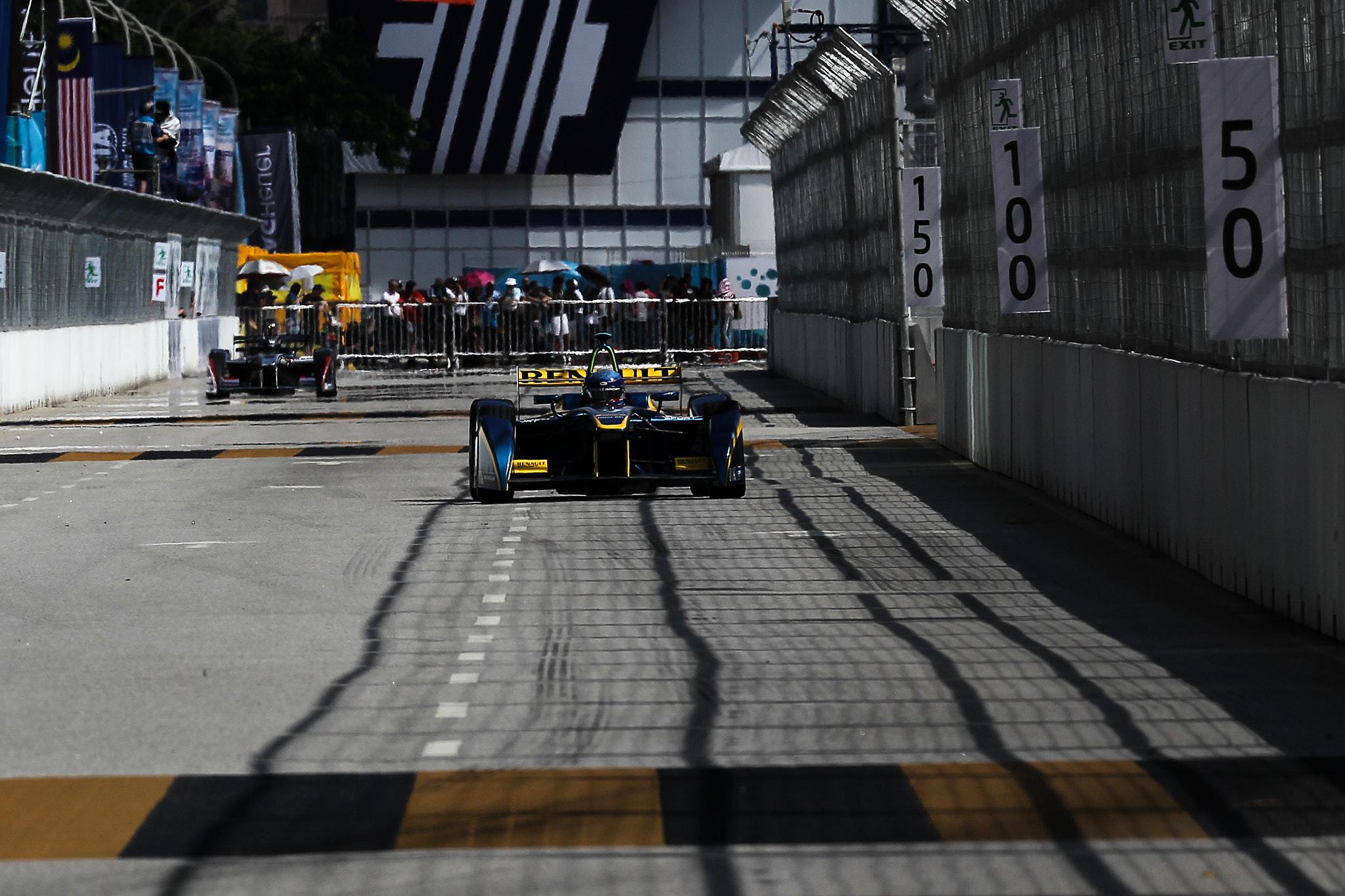 Canon EF 200-400mm F4L IS USM Extender 1.4x sample photo. 2014 fia formula e - putrajaya eprix photography