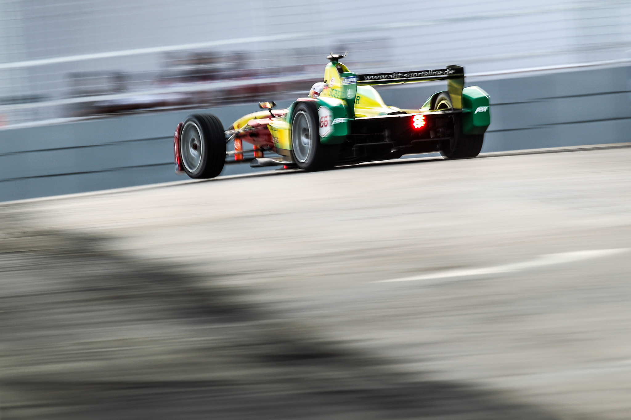 Canon EF 200-400mm F4L IS USM Extender 1.4x sample photo. 2014 fia formula e - putrajaya eprix photography