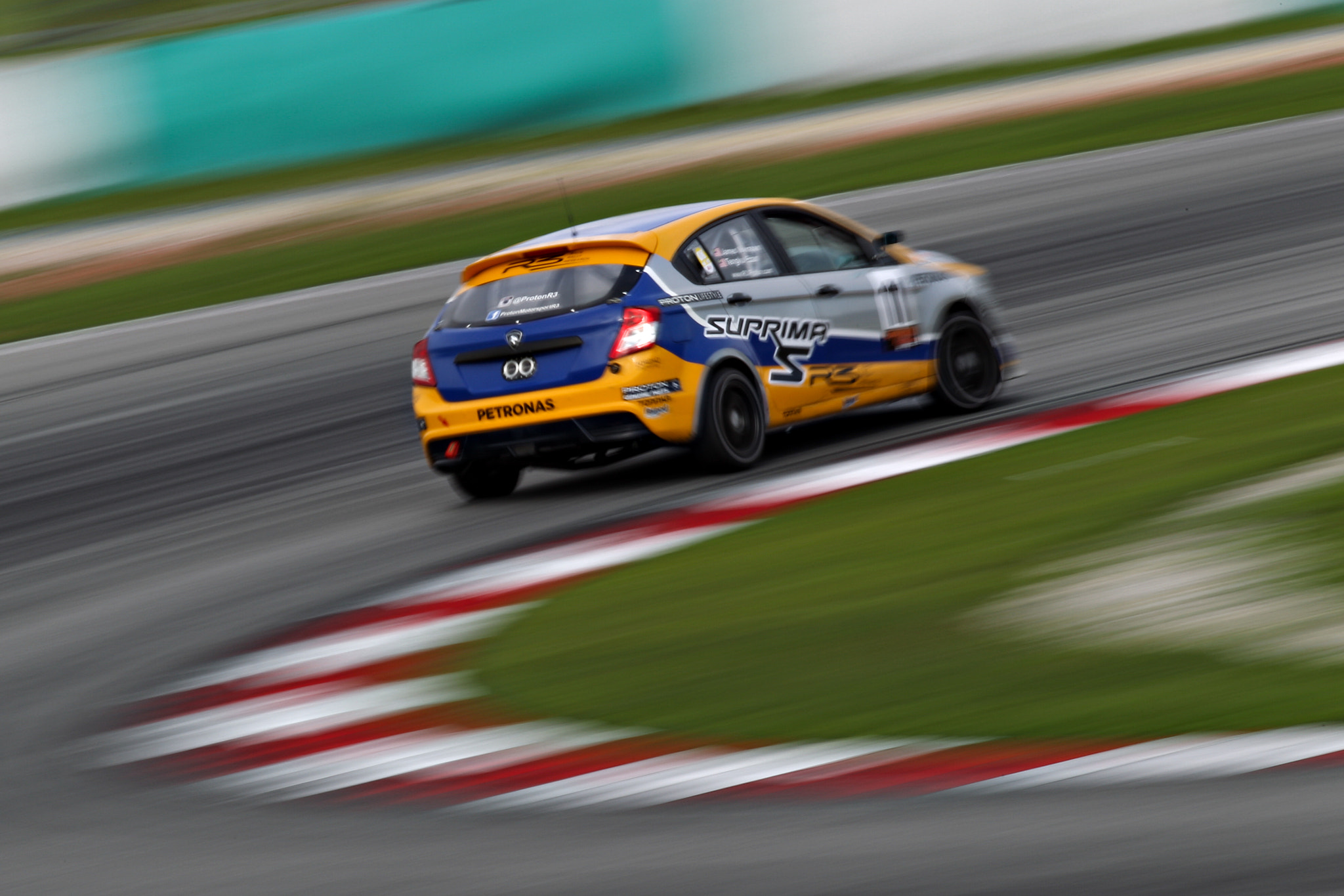 Canon EF 200-400mm F4L IS USM Extender 1.4x sample photo. Sepang 1000km photography