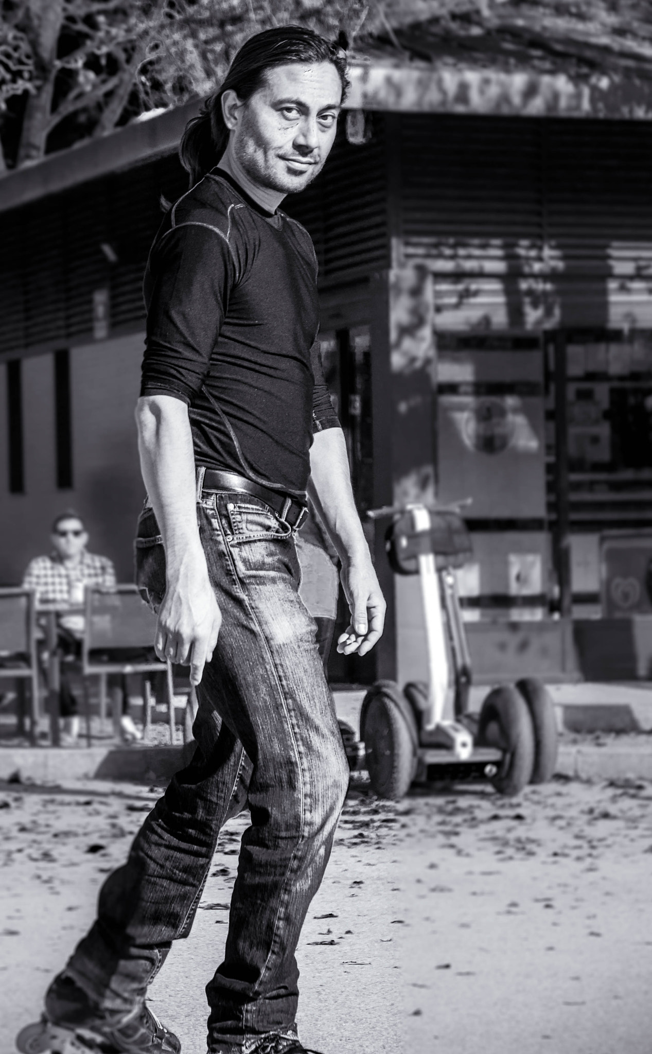 Sigma 17-70mm F2.8-4 DC Macro OS HSM | C sample photo. Street people photography