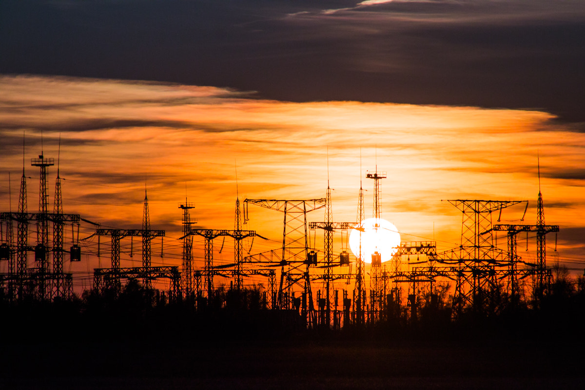 Canon EF 28-200mm F3.5-5.6 USM sample photo. Industrial sunset photography