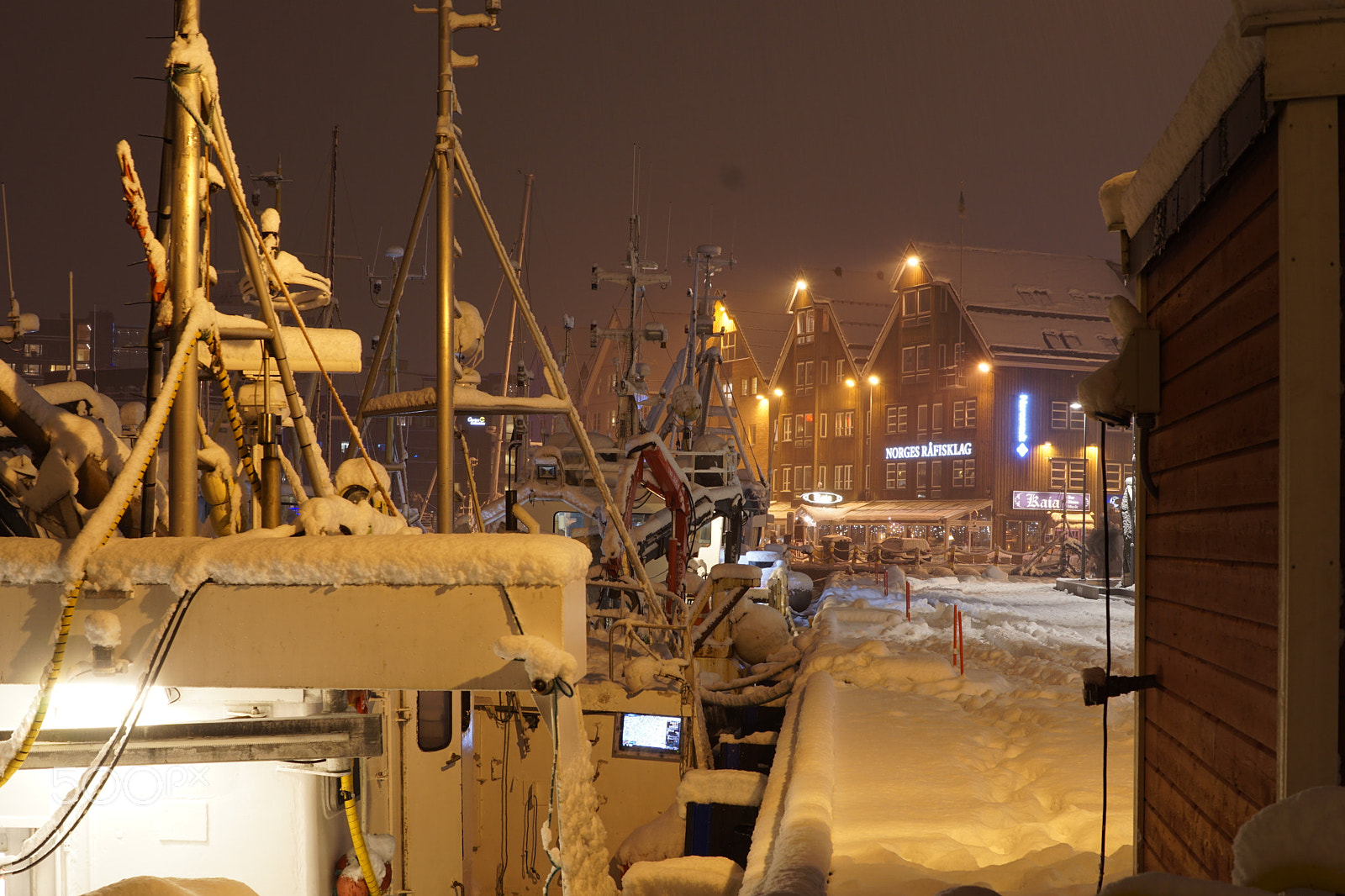 Sony ILCA-77M2 + Sony DT 35mm F1.8 SAM sample photo. Norway photography
