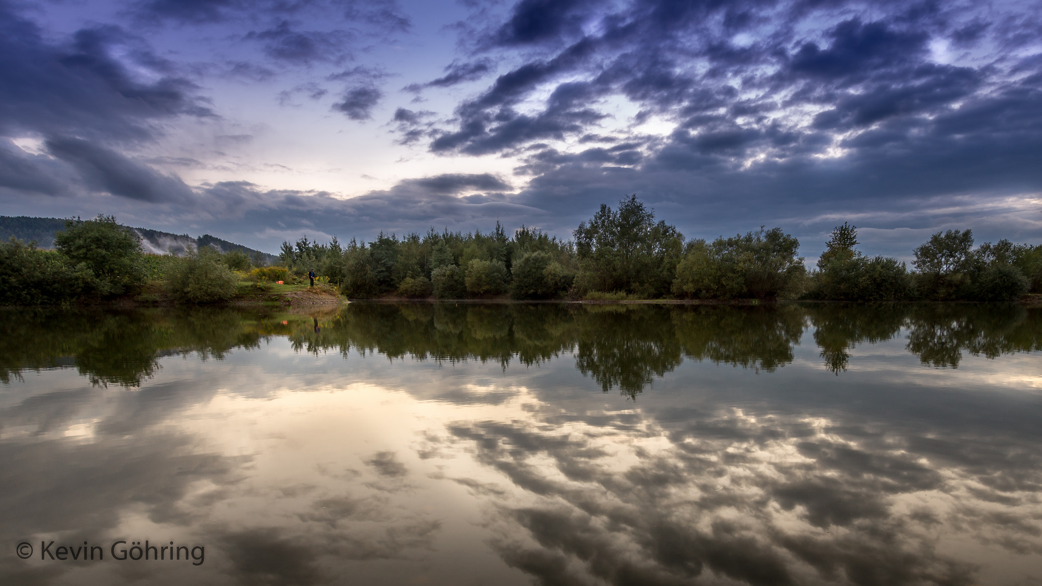 Sony SLT-A58 + Sigma 10-20mm F3.5 EX DC HSM sample photo. Mirror clouds photography