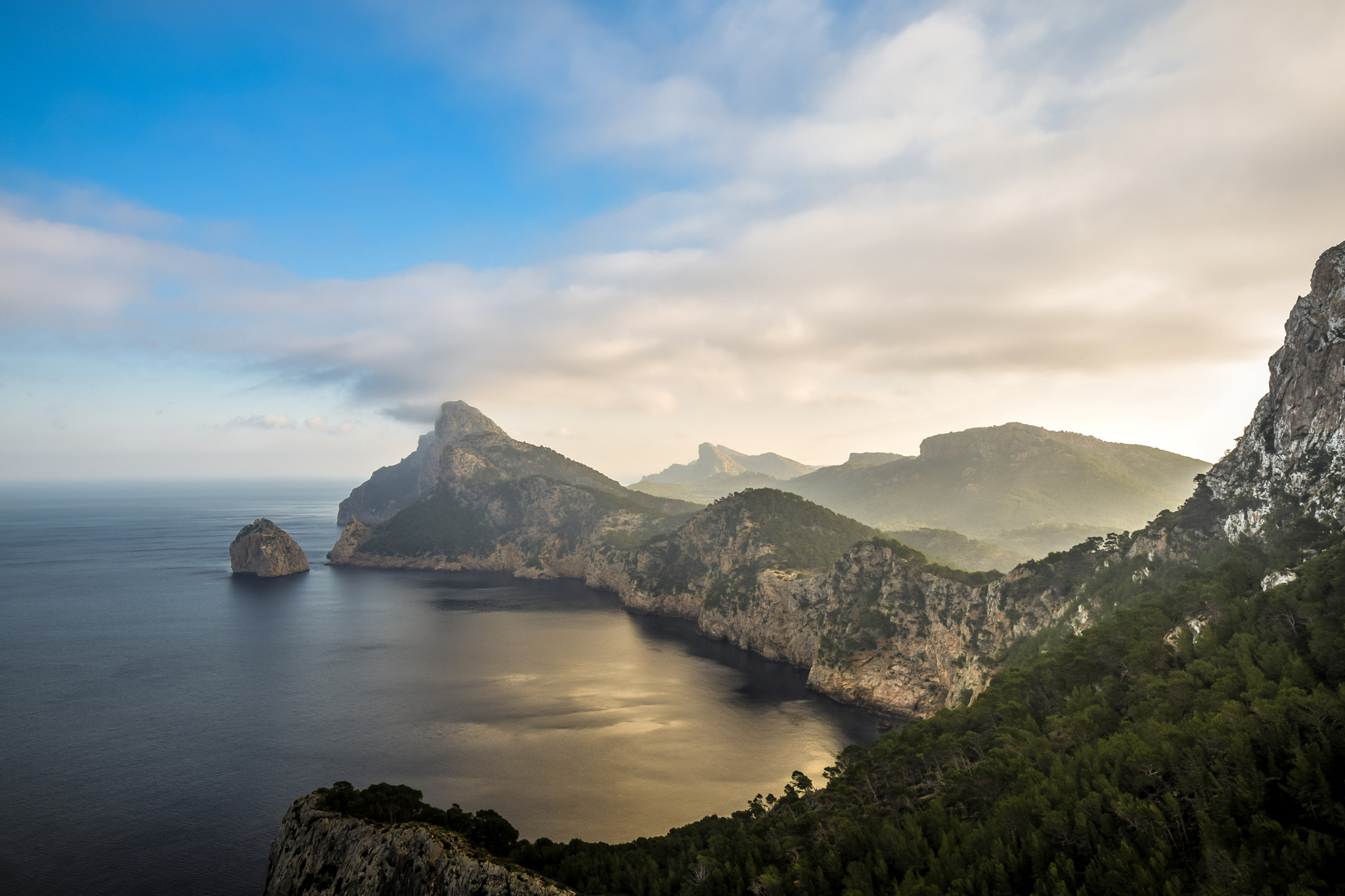 Nikon AF-S Nikkor 14-24mm F2.8G ED sample photo. Mirador es colomer, mallorca photography