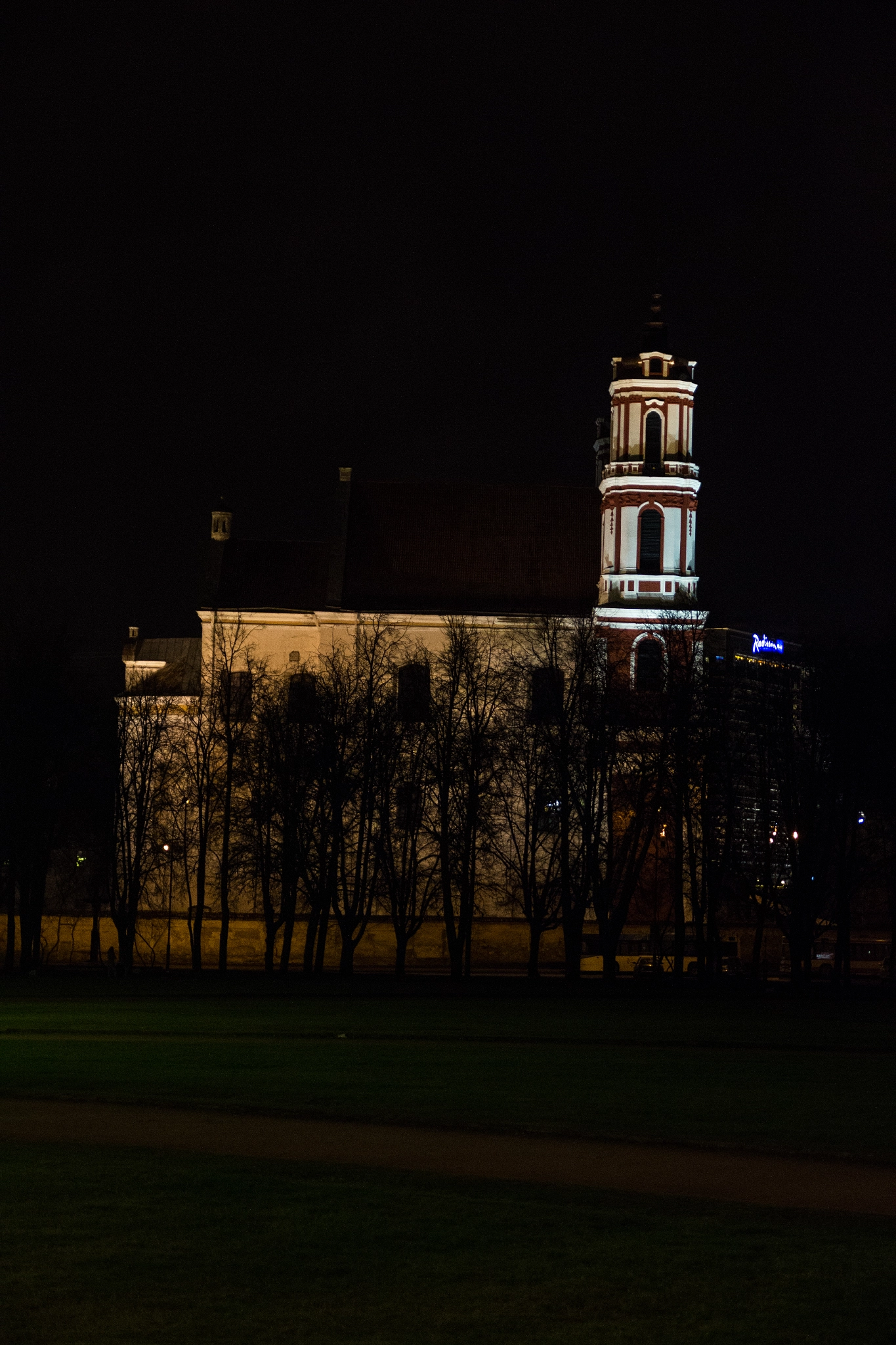 Sigma 17-70mm F2.8-4 DC Macro OS HSM sample photo. Light the night. photography