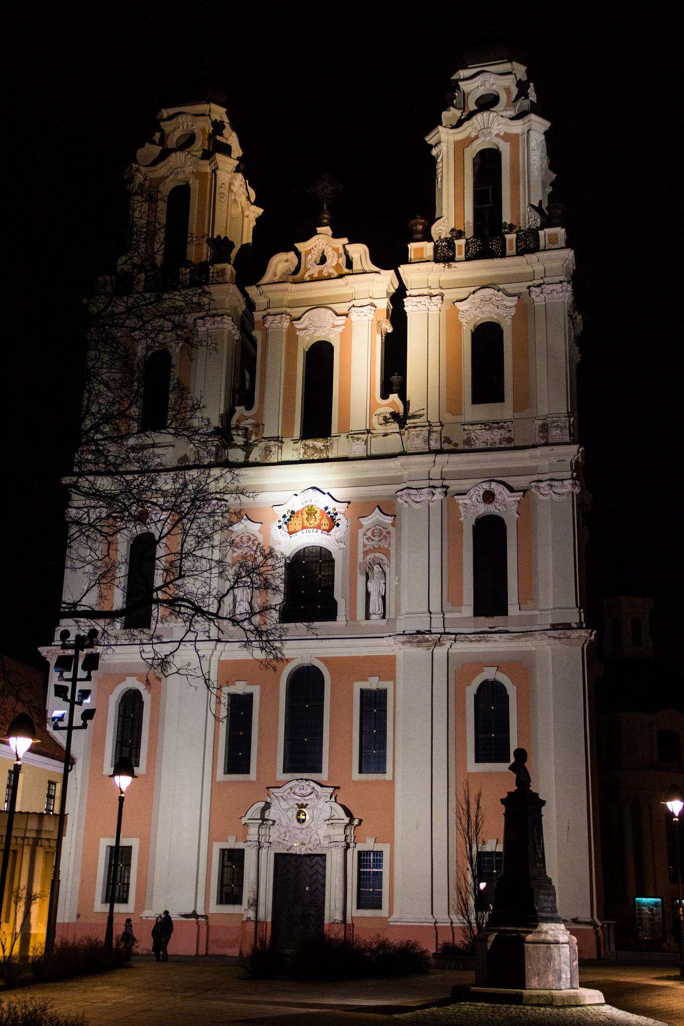 Sigma 17-70mm F2.8-4 DC Macro OS HSM sample photo. Light the night. photography
