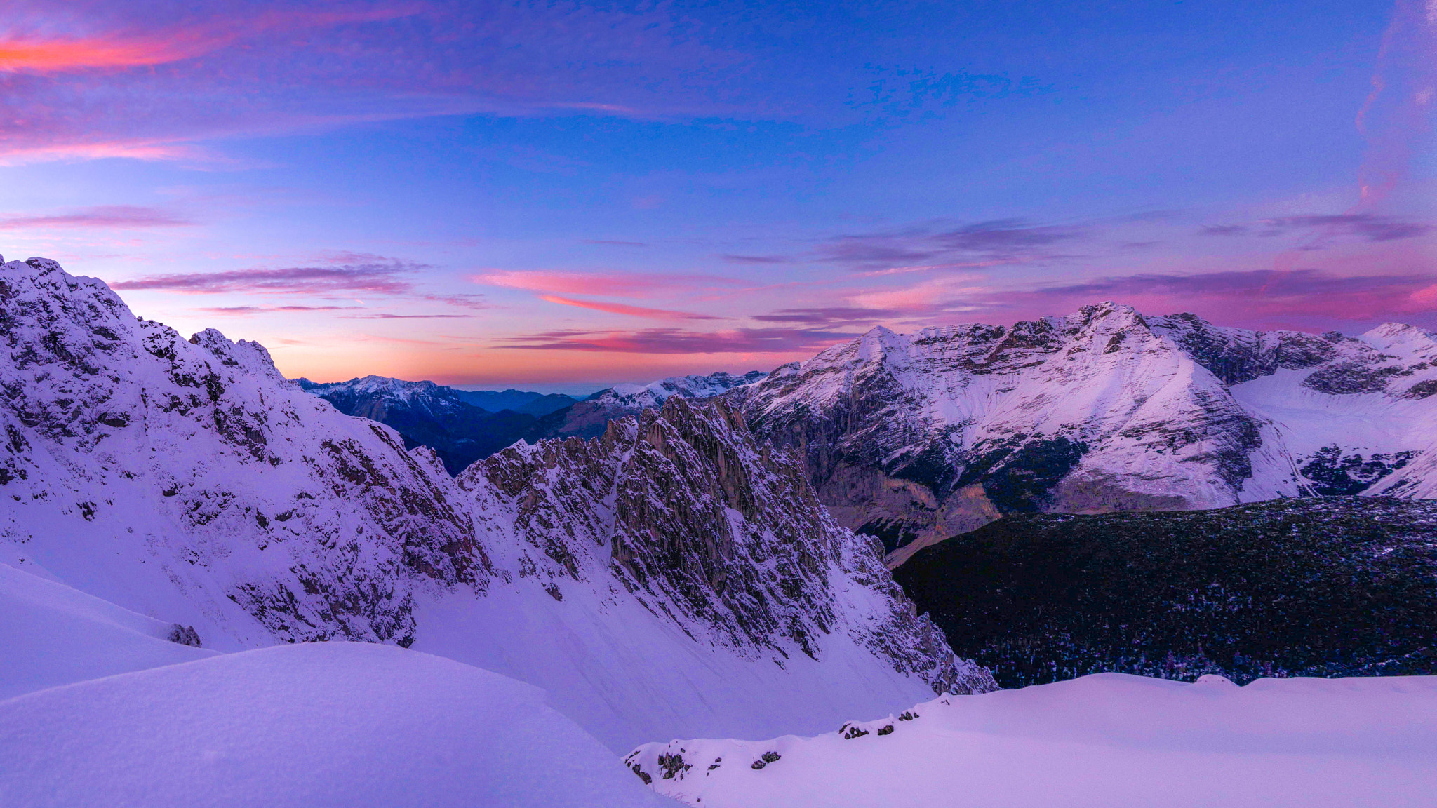 Sony E 18-200mm F3.5-6.3 OSS sample photo. Good night, mountains! photography