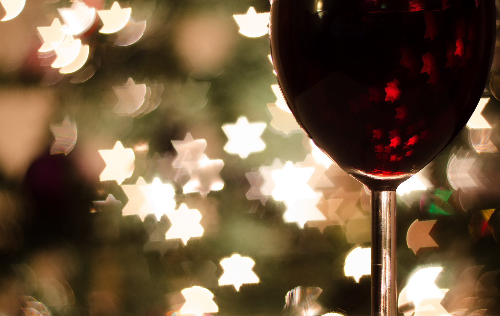 Nikon D5100 + Nikon AF Nikkor 50mm F1.8D sample photo. Mulled wine 1 photography