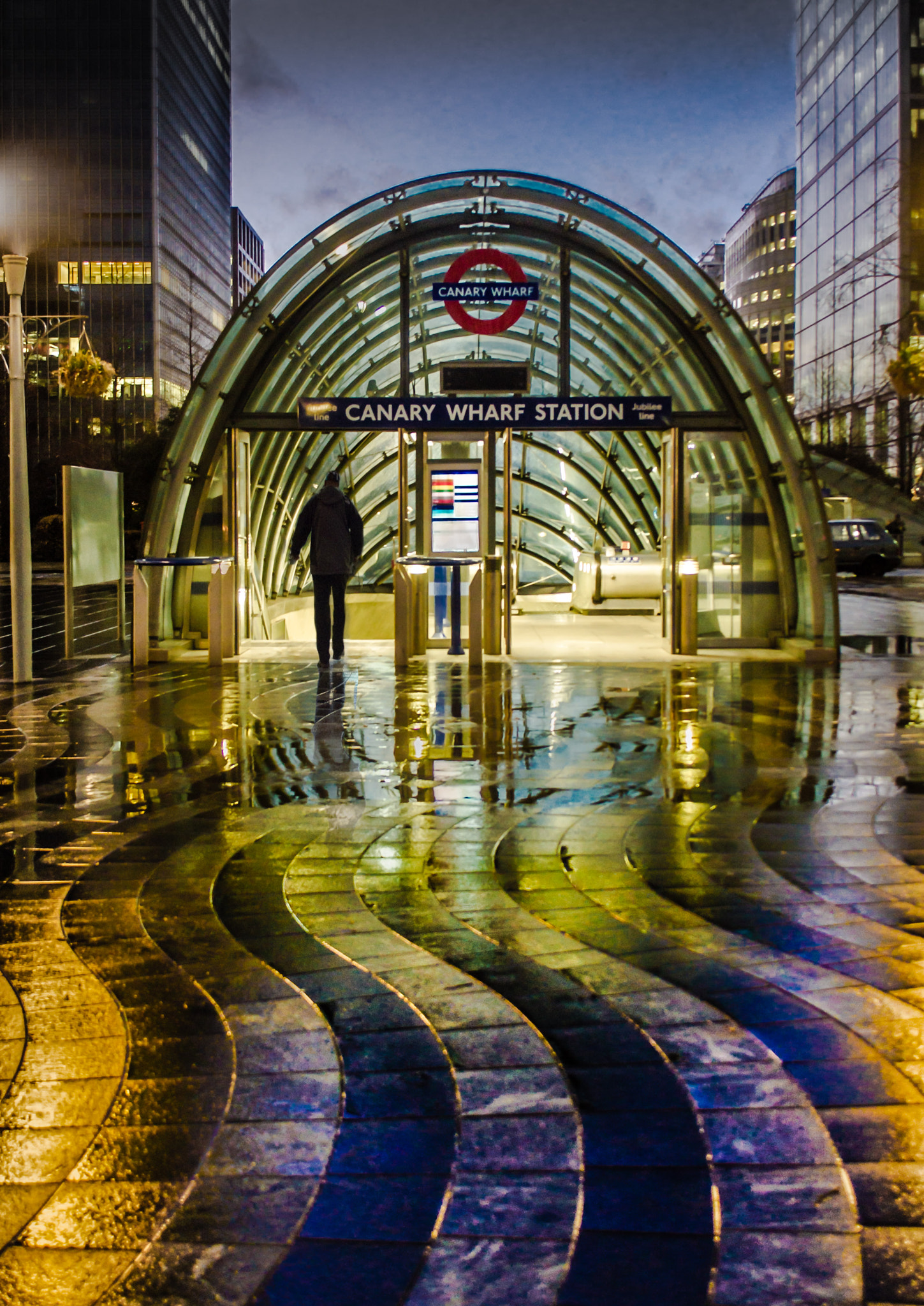 Pentax K-x + A Series Lens sample photo. Going down the tube photography