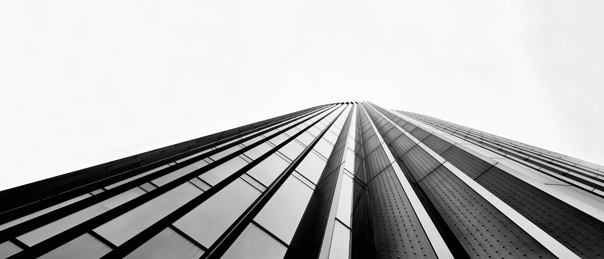 Canon TS-E 17mm F4L Tilt-Shift sample photo. Building photography