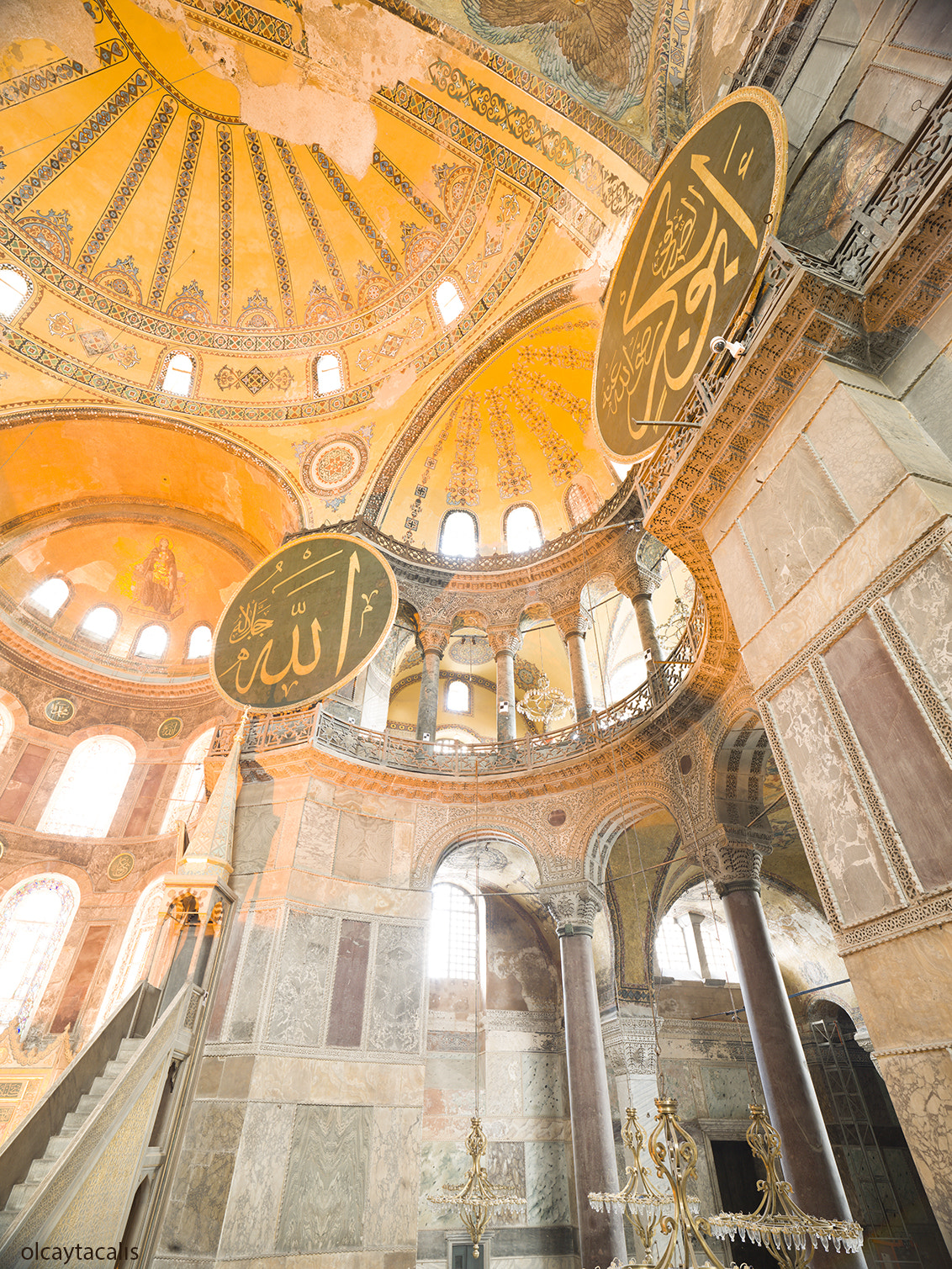 Hasselblad H5D-50 + HCD 24 sample photo. Ayasofya hunkar mahfili catisi ve mihrap photography