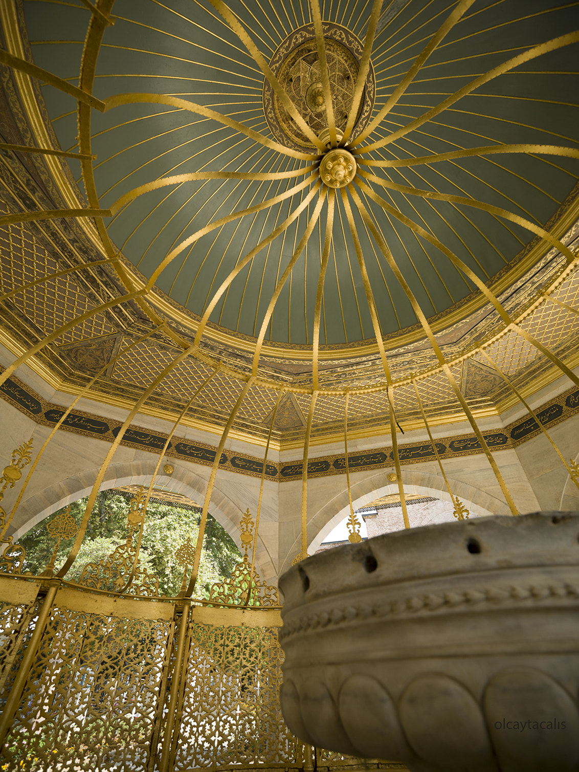Hasselblad H5D-50 sample photo. Ayasofya kutuphane ve havuz photography